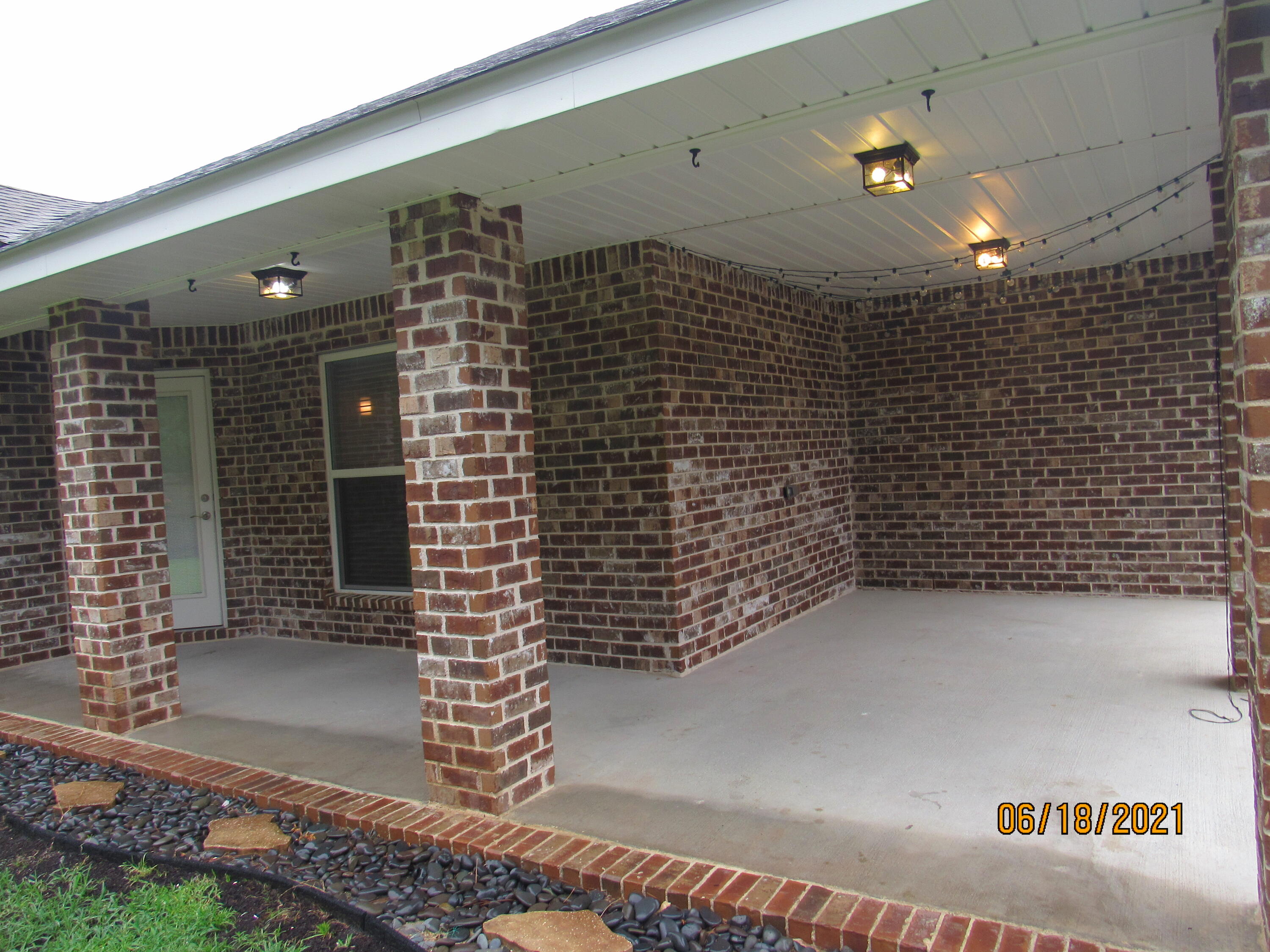 NAVARRE S/D 2ND ADDN - Residential Lease
