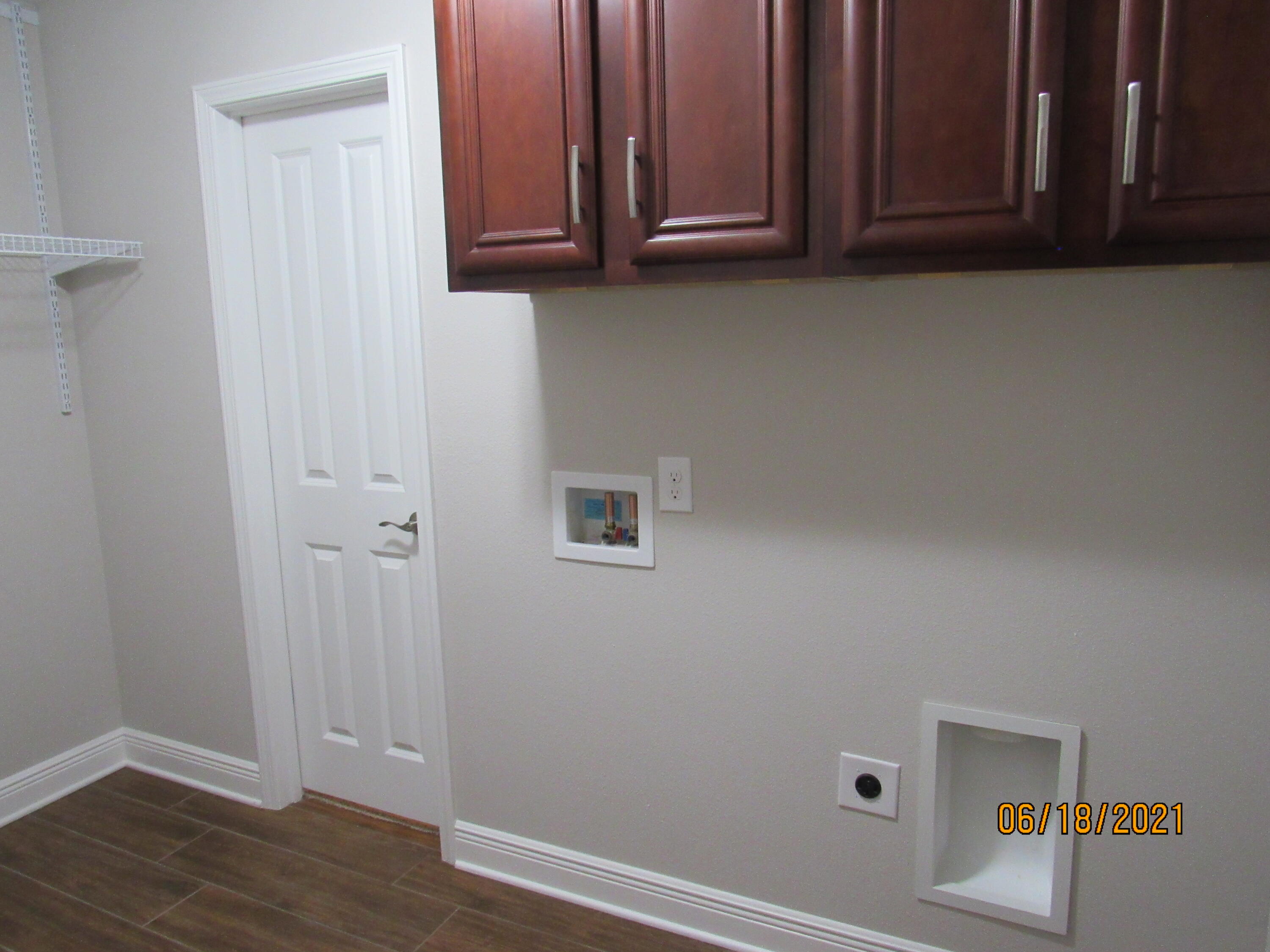 NAVARRE S/D 2ND ADDN - Residential Lease