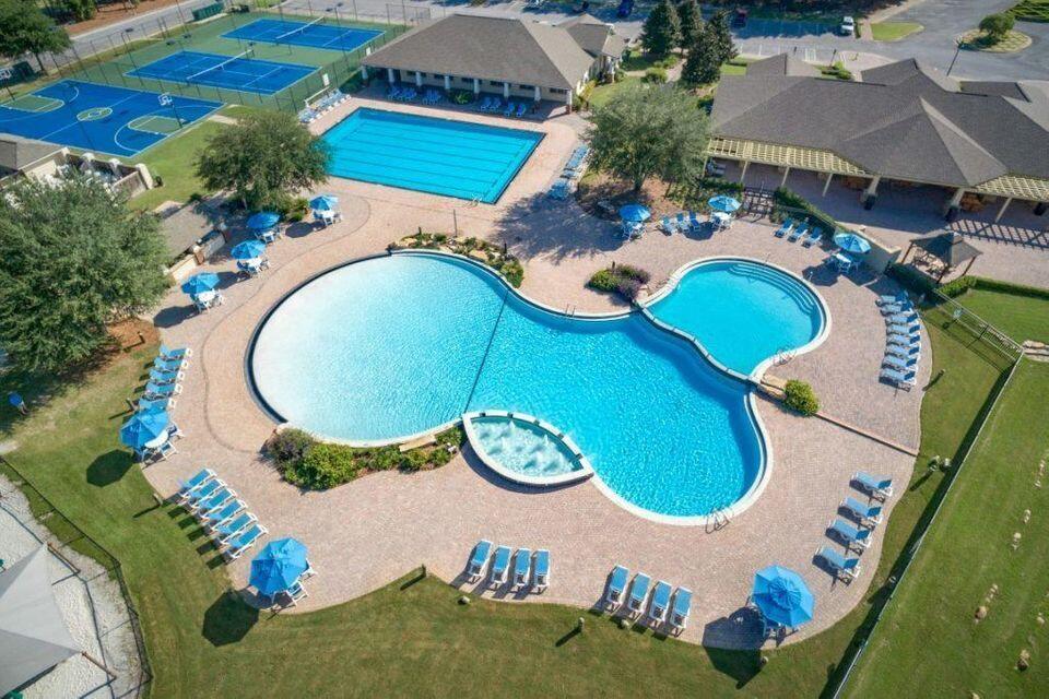 HAMMOCK BAY - Land