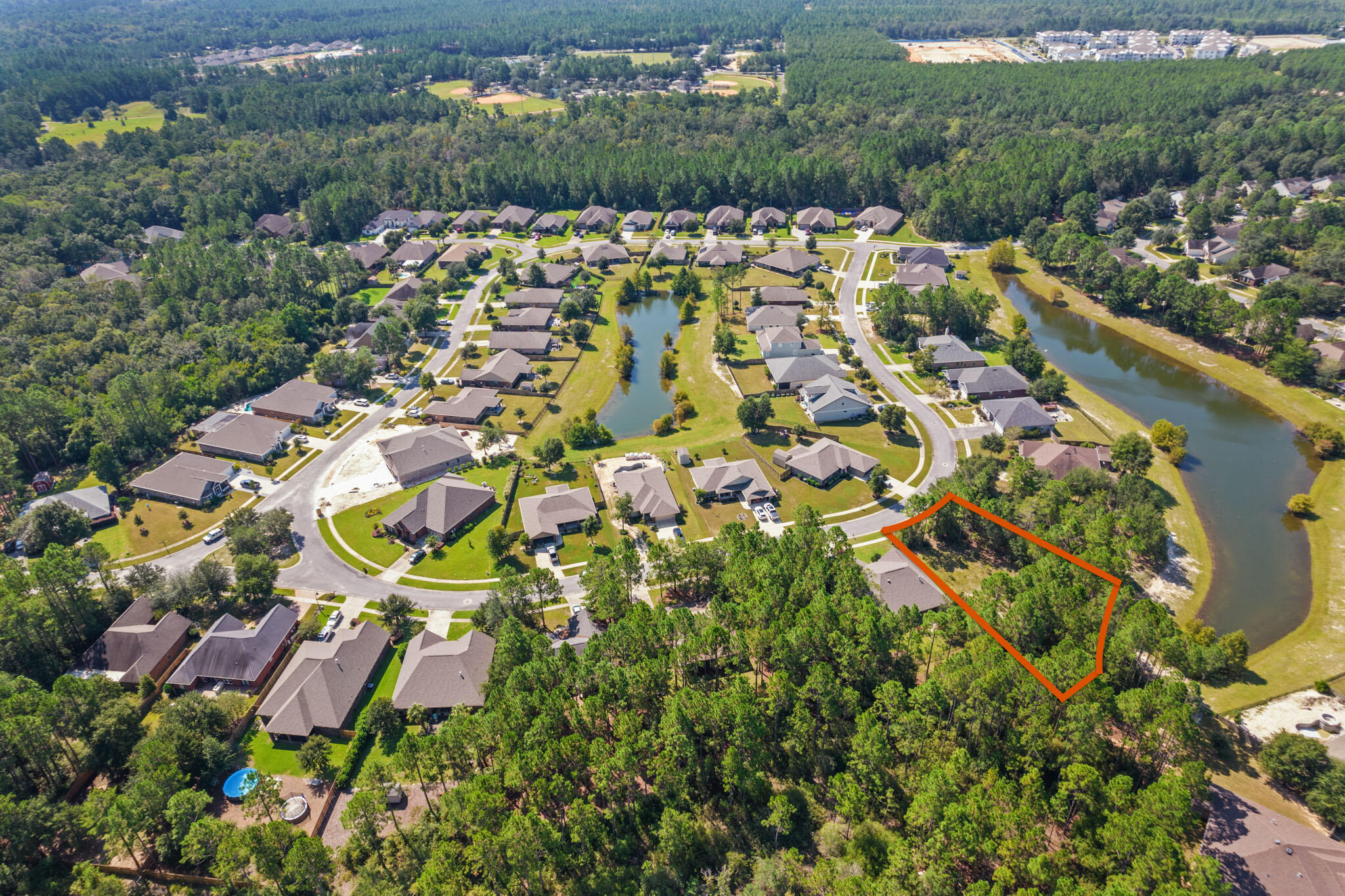HAMMOCK BAY - Land