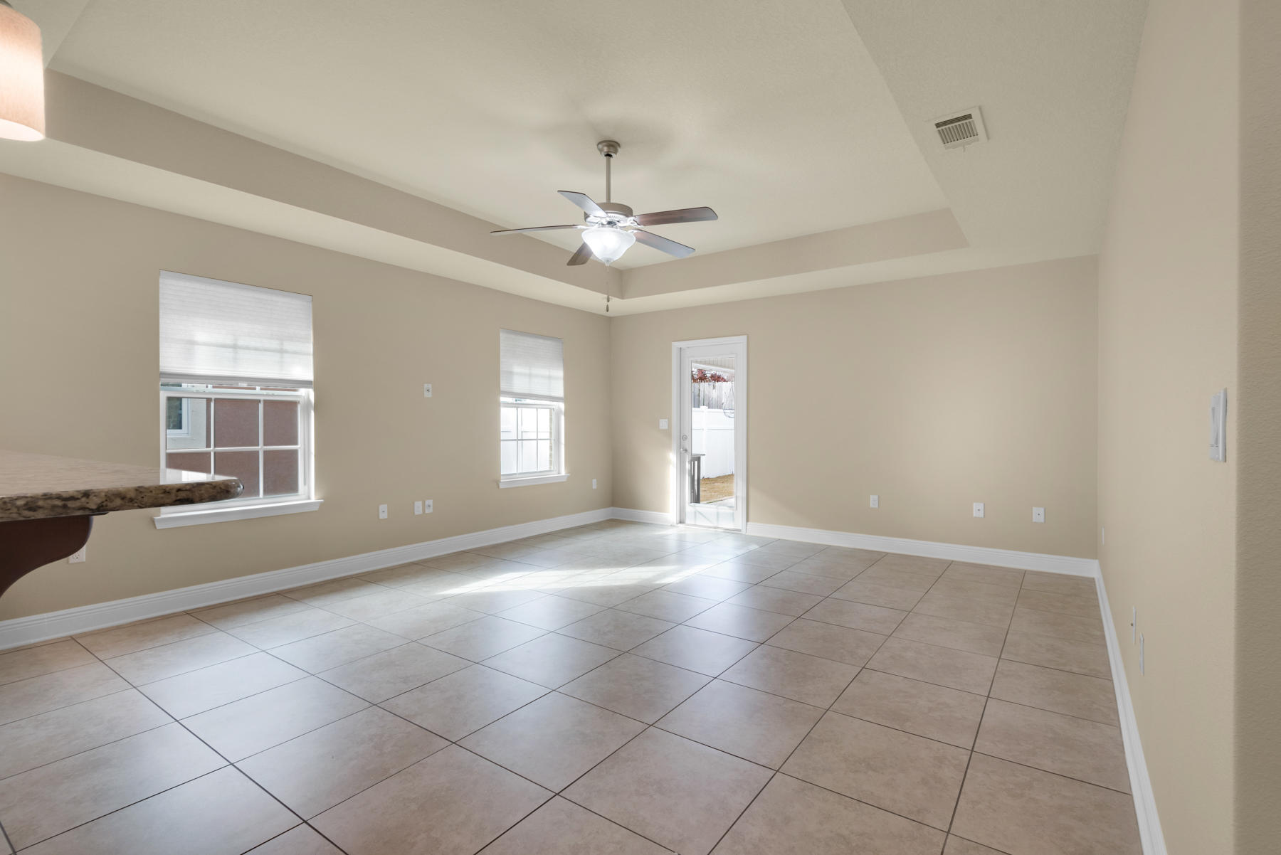 FOUNTAINVIEW - Residential Lease