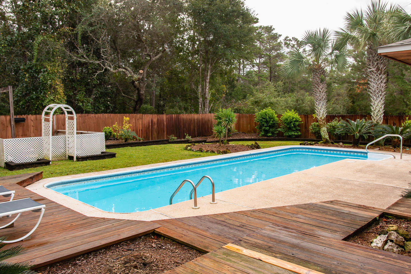 TOWER ACRES - Residential Lease