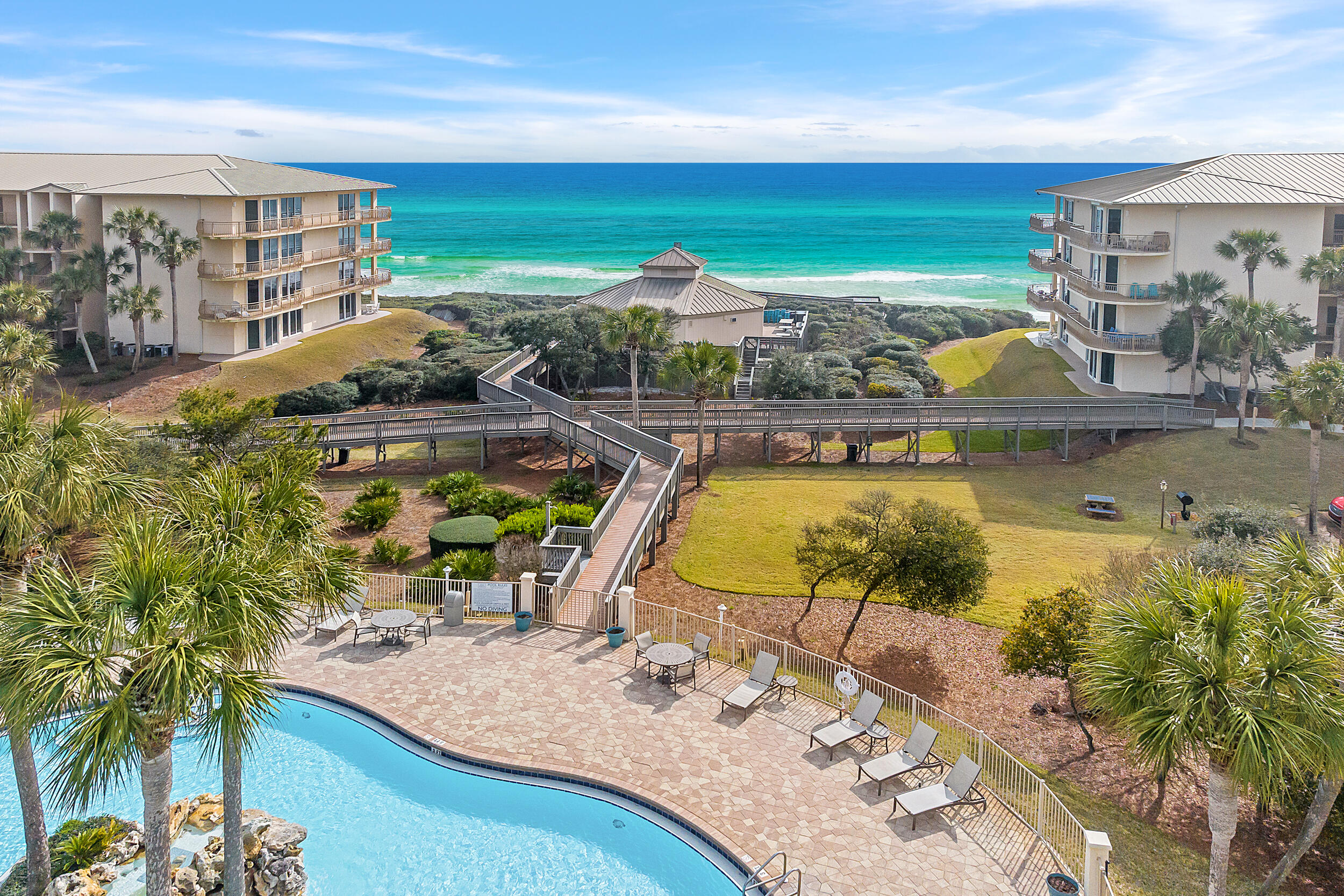 HIGH POINTE RESORT CONDO - Residential