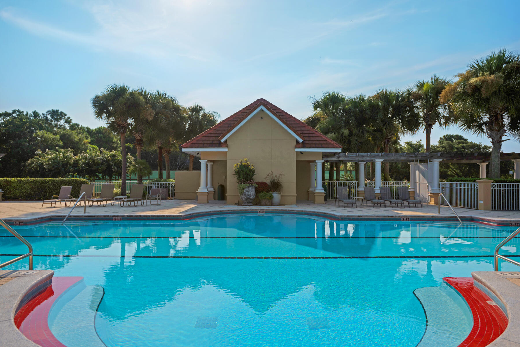 REGATTA BAY - Residential