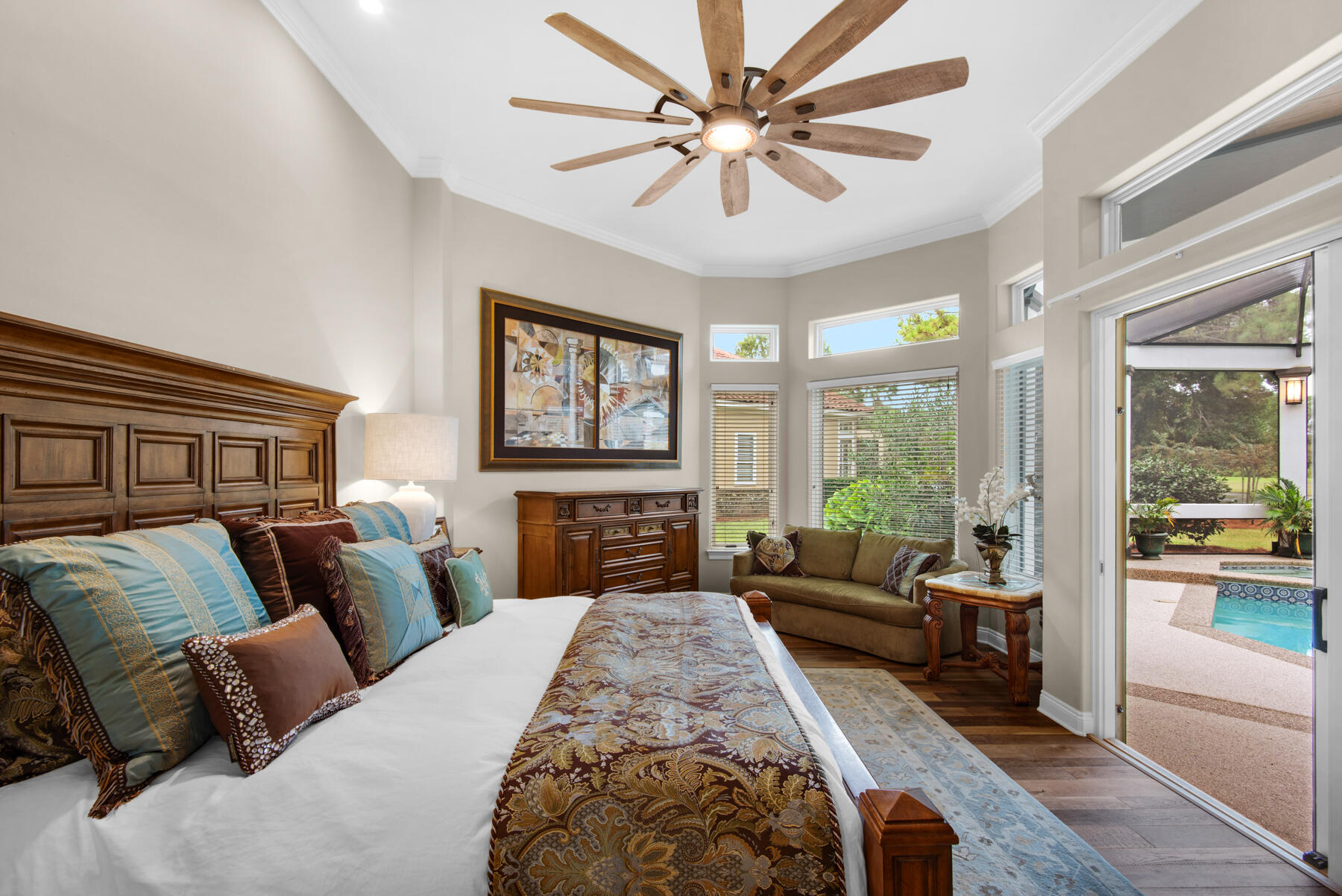 REGATTA BAY - Residential