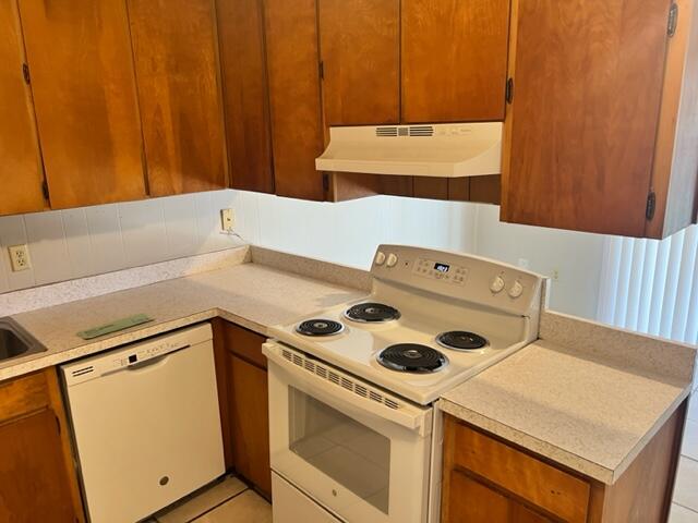 PORT DIXIE - Residential Lease
