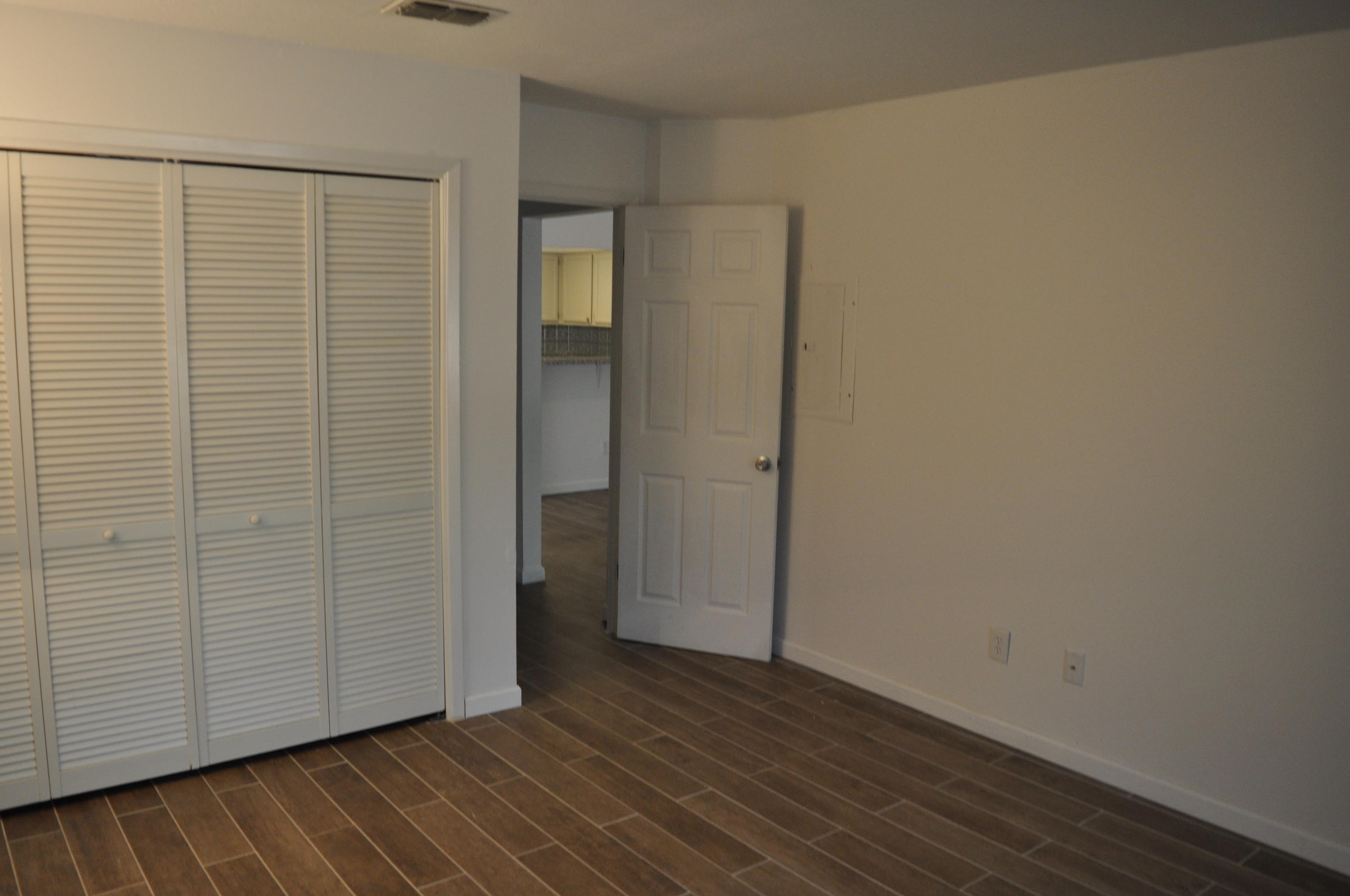 GARDEN OAKS - Residential Lease