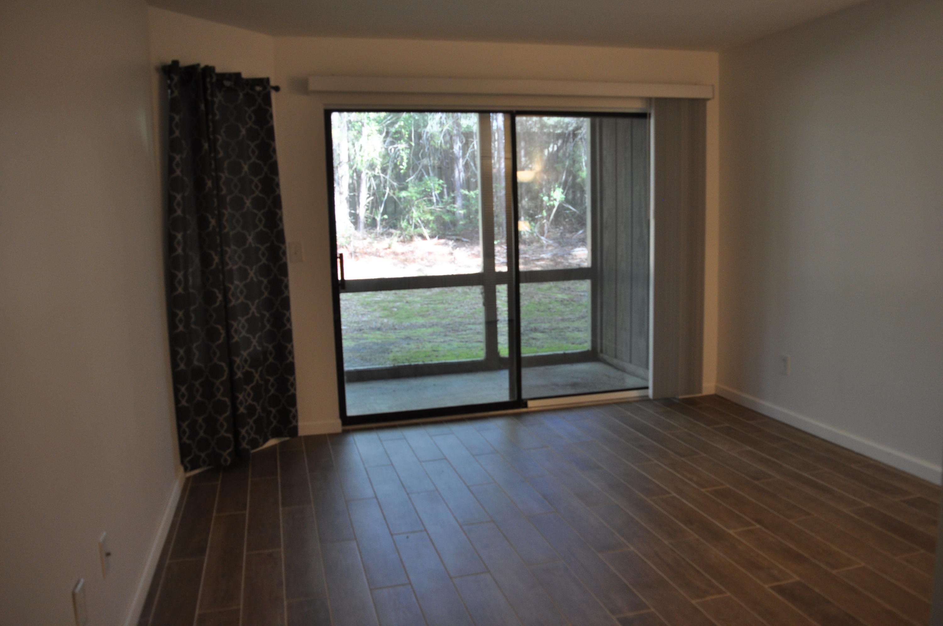 GARDEN OAKS - Residential Lease