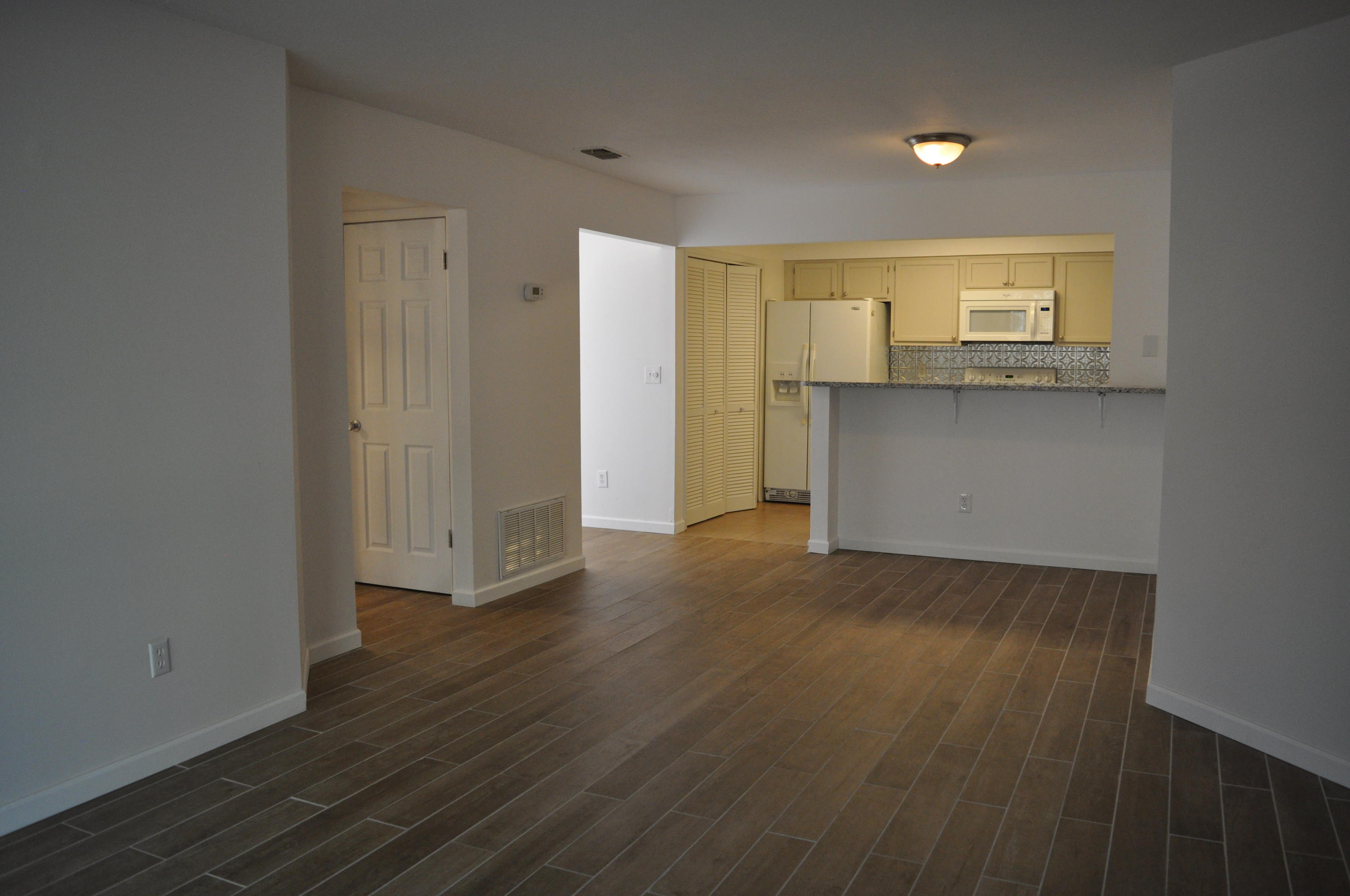 GARDEN OAKS - Residential Lease