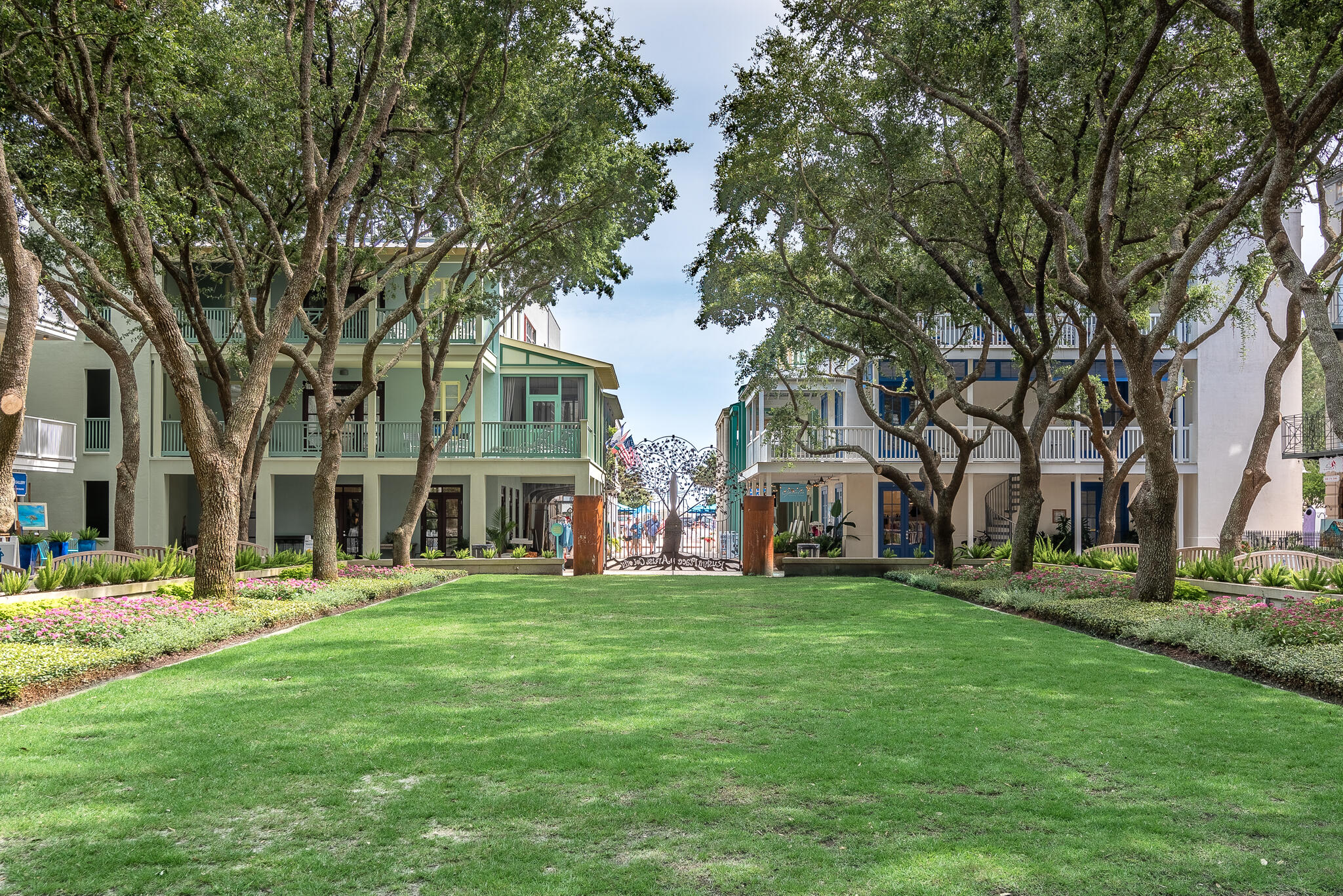 SEASIDE TOWN CENTER - Residential