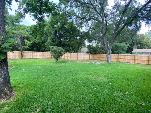 COLONIAL HEIGHTS LOT 13 BLK A & PART OF CLOSED RD AS OR 742-151 - Residential Lease