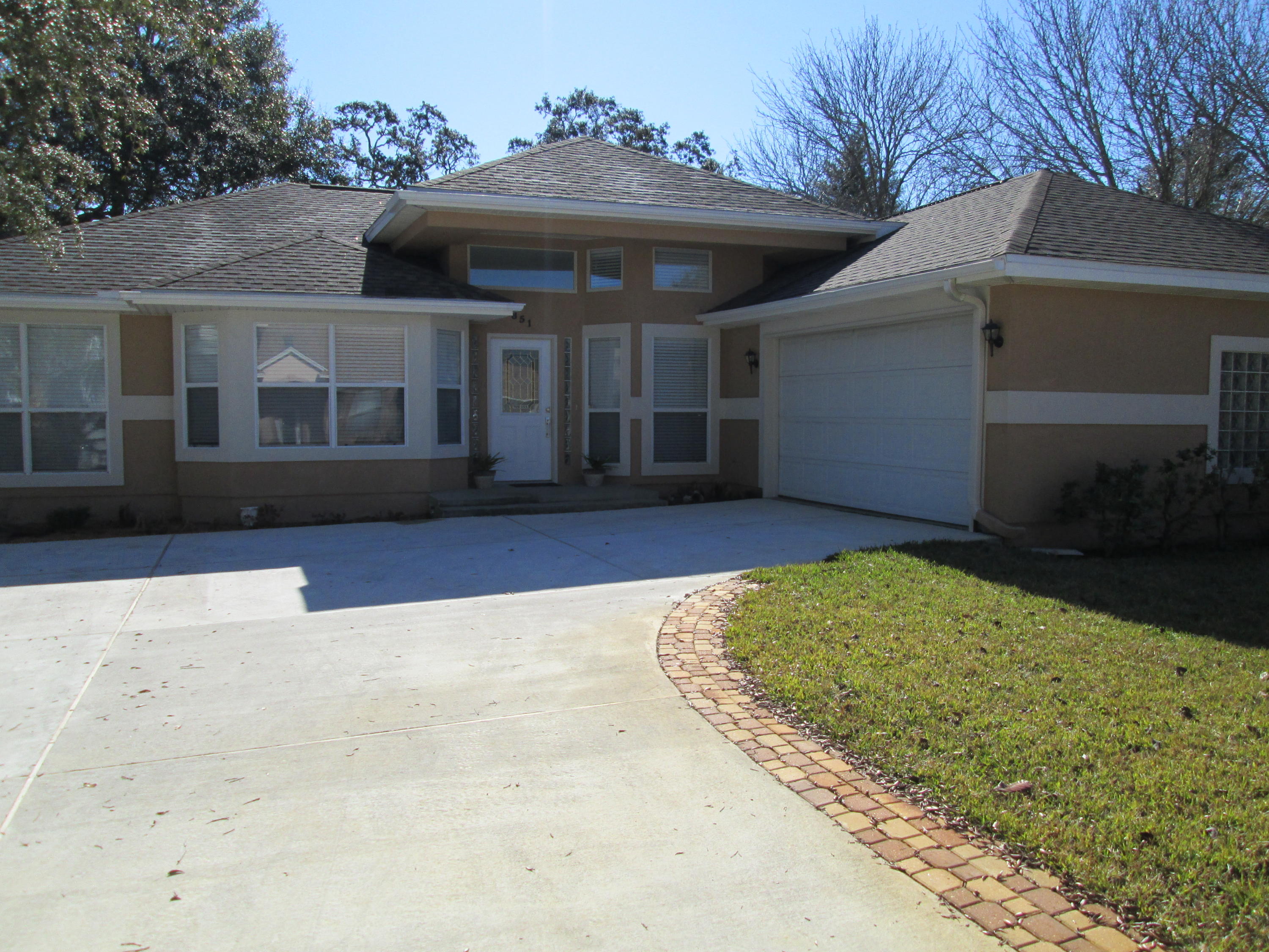 SHALIMAR COMMONS - Residential