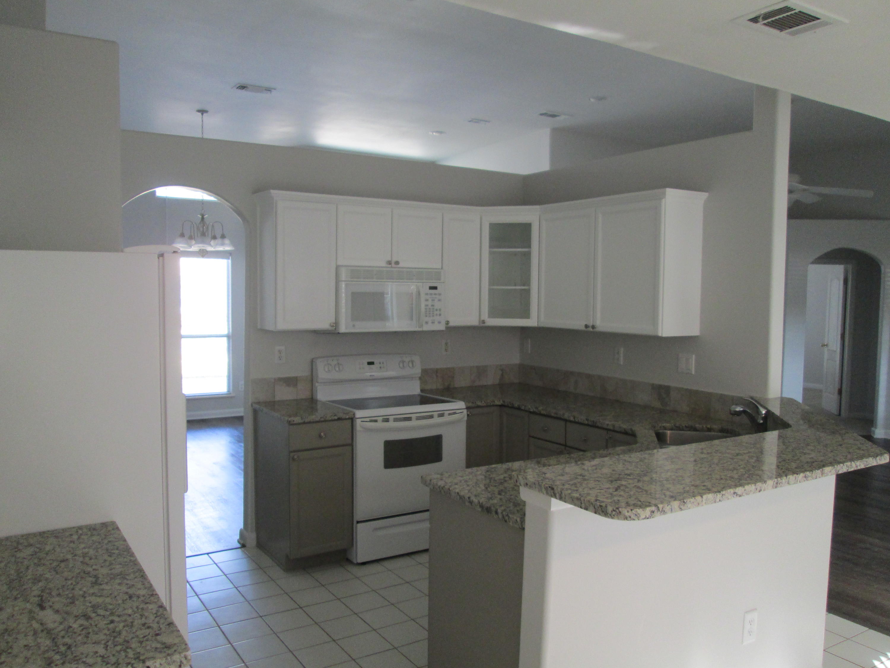 SHALIMAR COMMONS - Residential