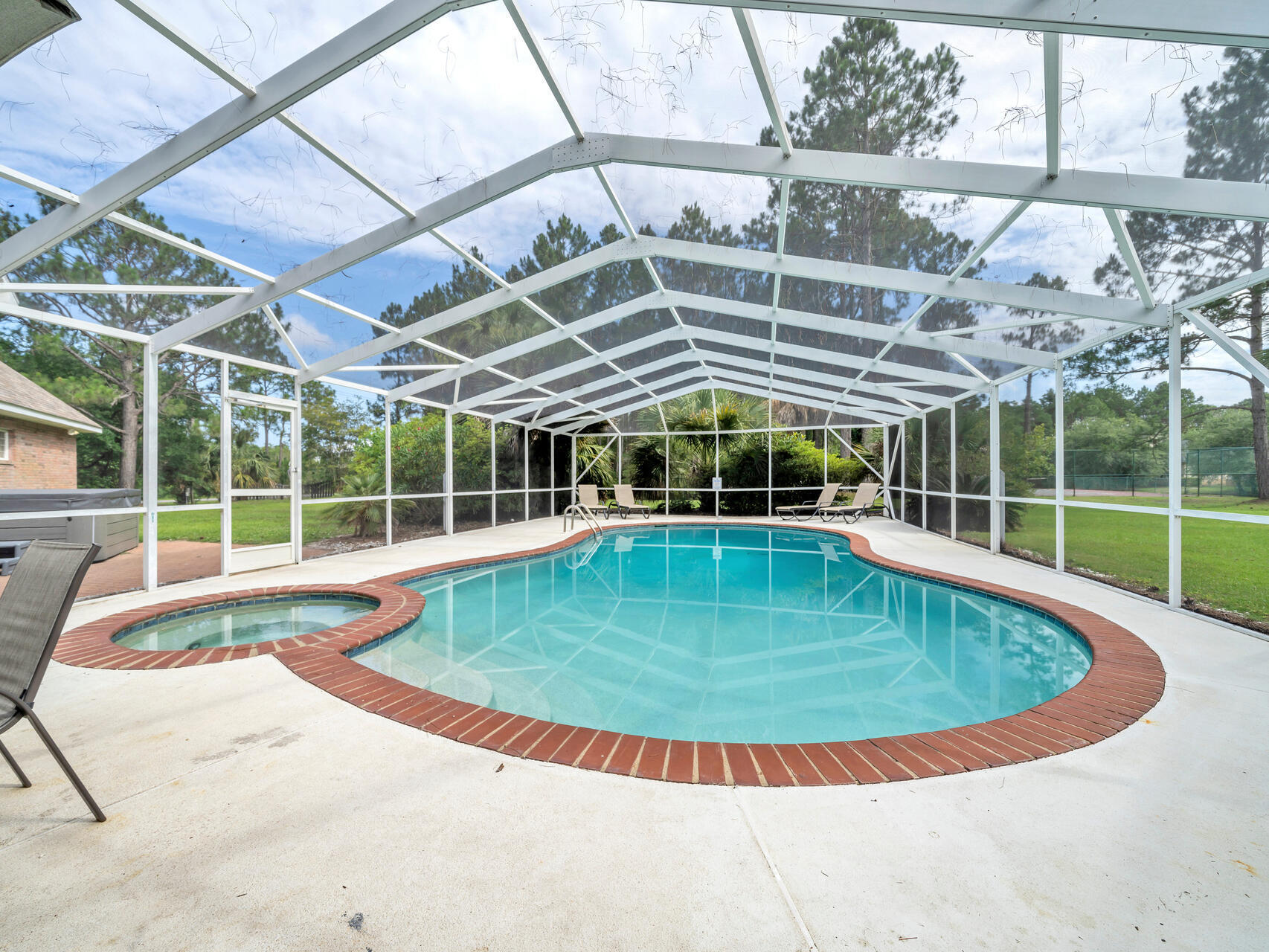 SHORTLINE LAKE ESTATES - Residential