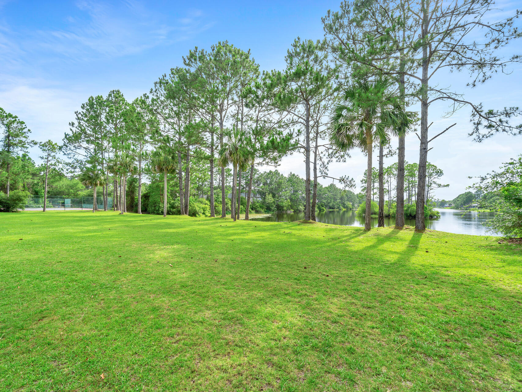 SHORTLINE LAKE ESTATES - Residential