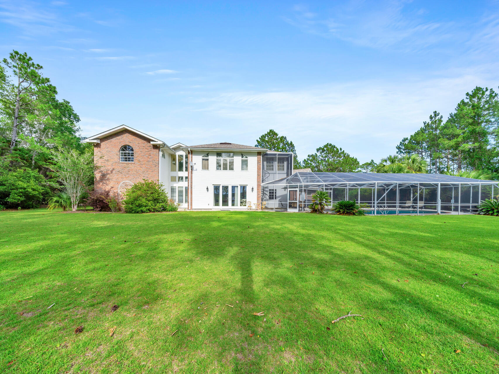SHORTLINE LAKE ESTATES - Residential