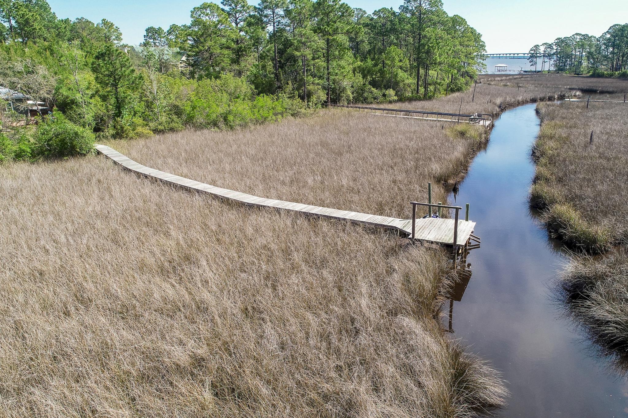 BAY PINE SHORES - Residential