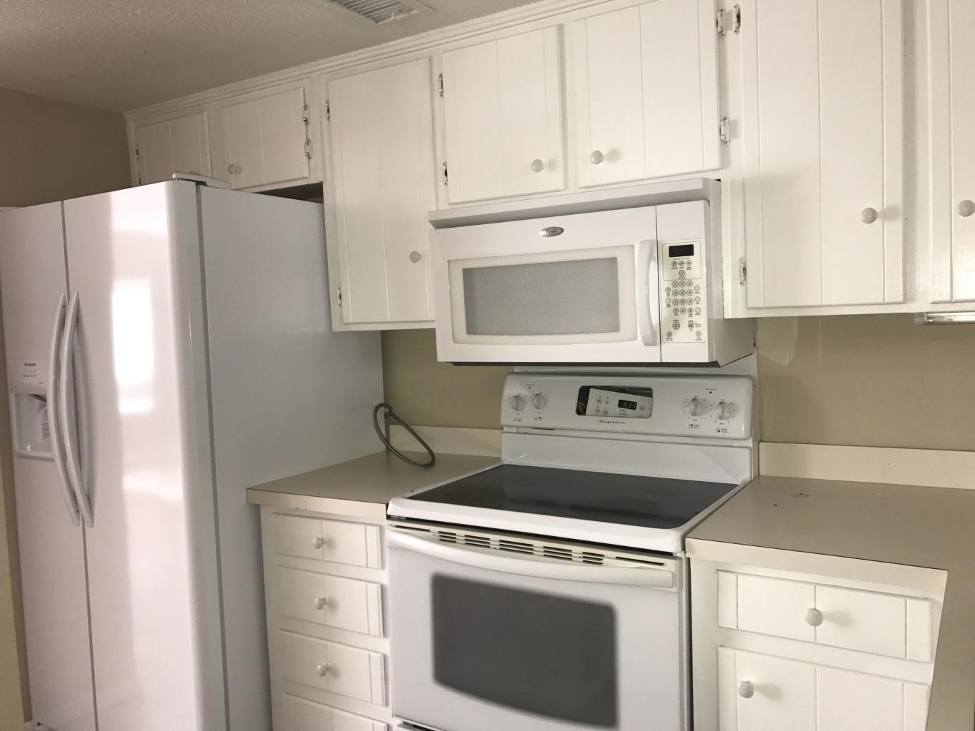 VALENCIA ARMS - Residential Lease