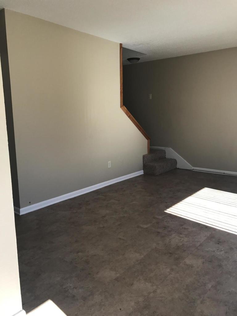 VALENCIA ARMS - Residential Lease