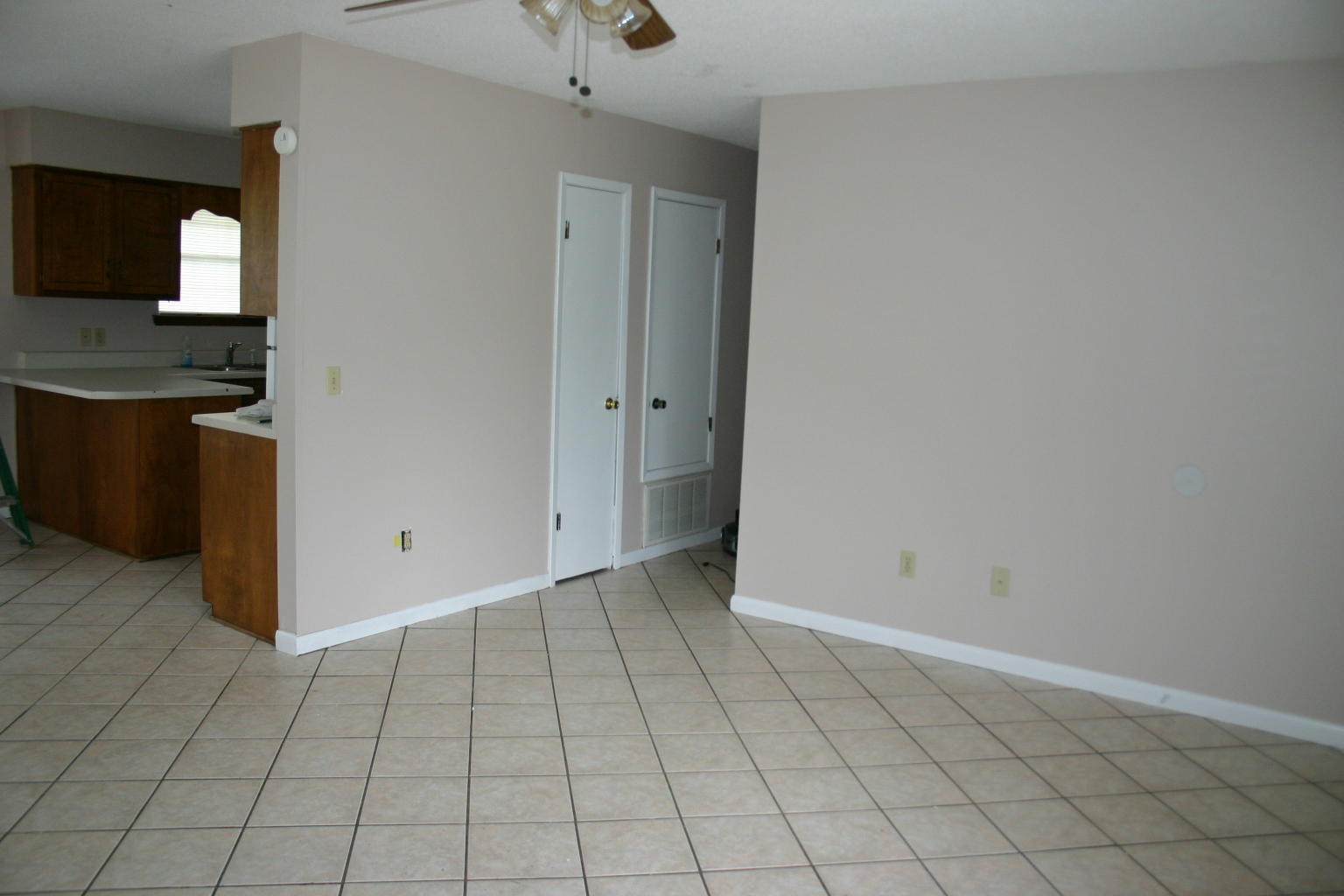 METES & BOUNDS - Residential Lease