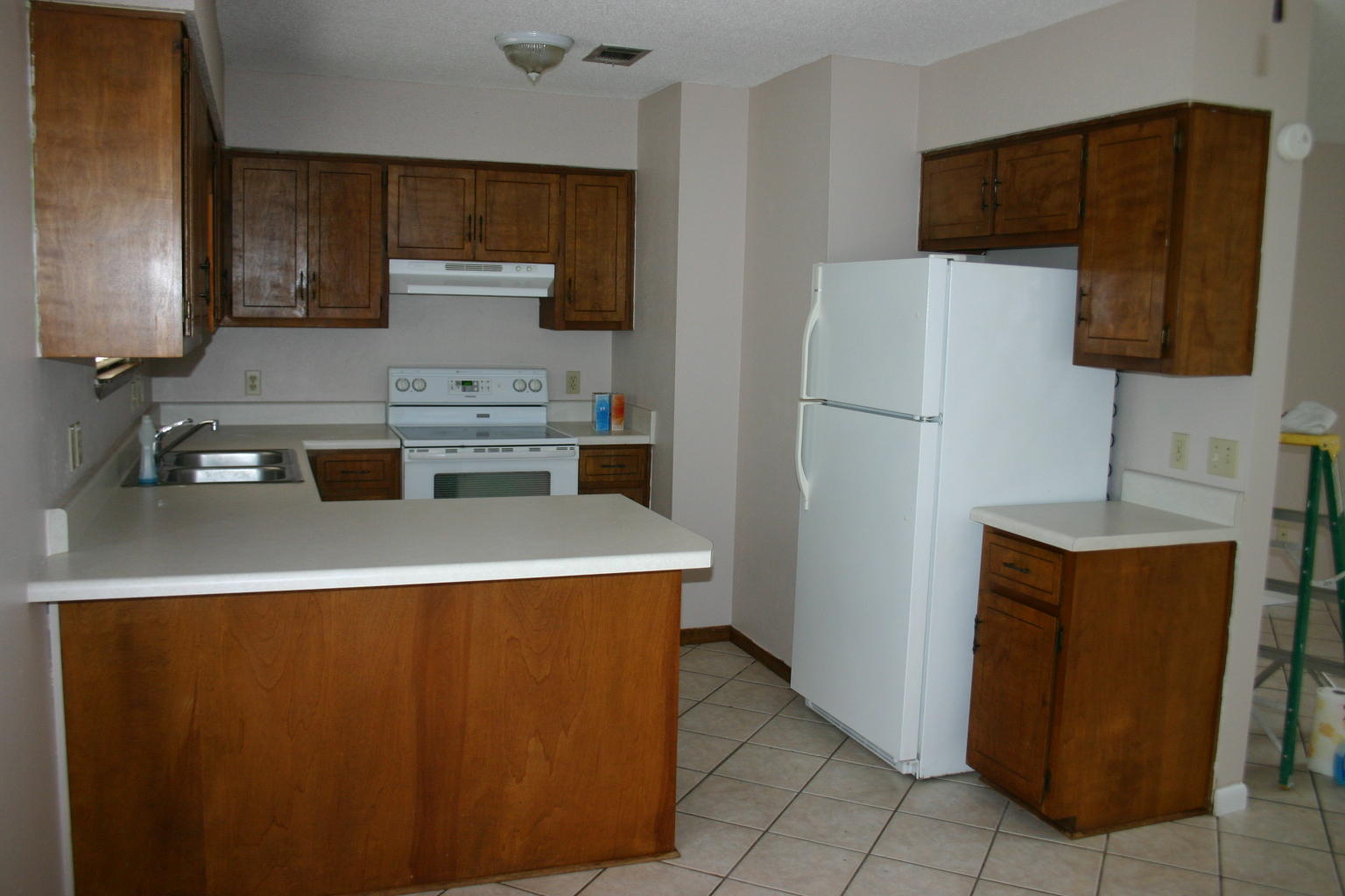 METES & BOUNDS - Residential Lease