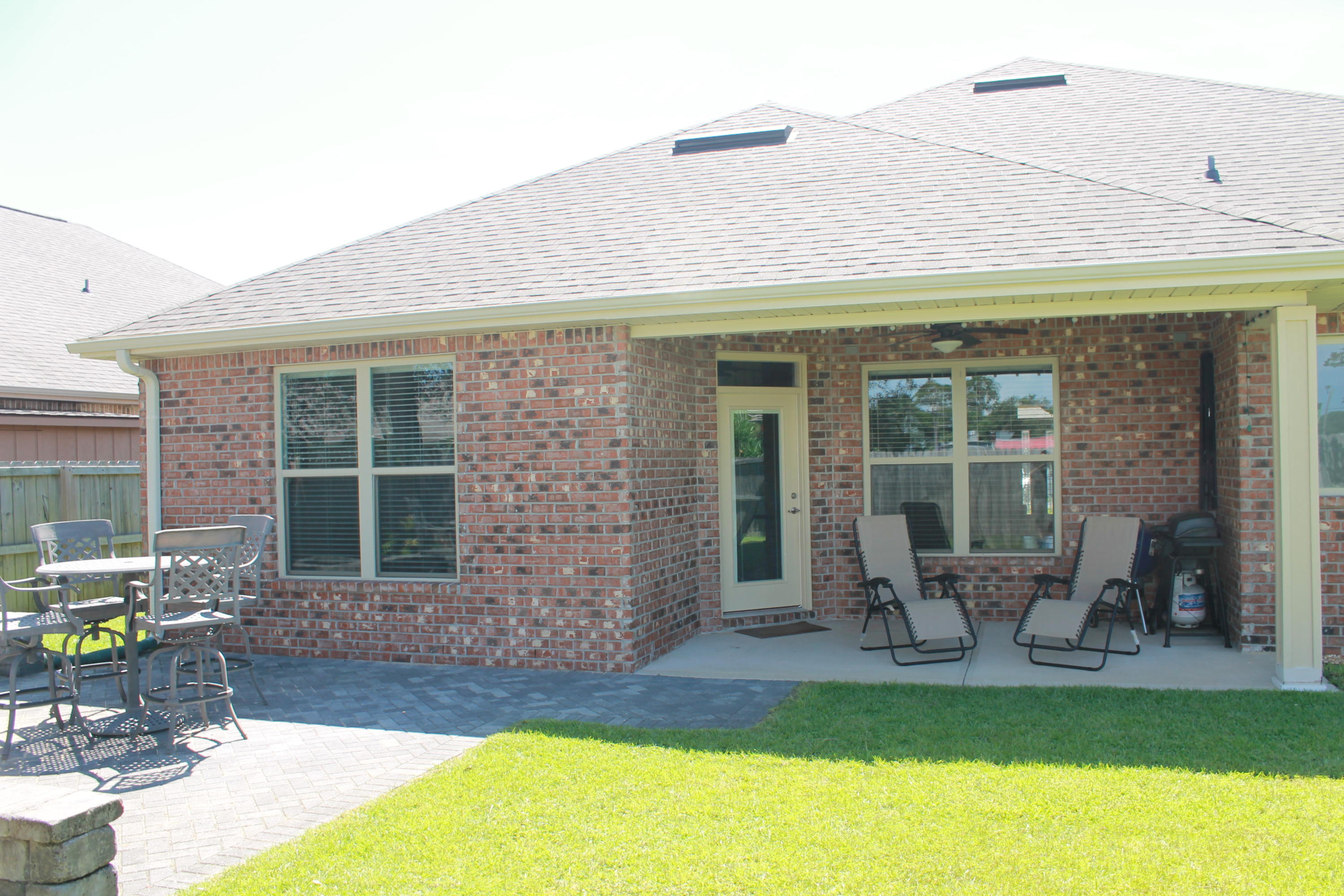 MAJESTIC OAKS - Residential Lease