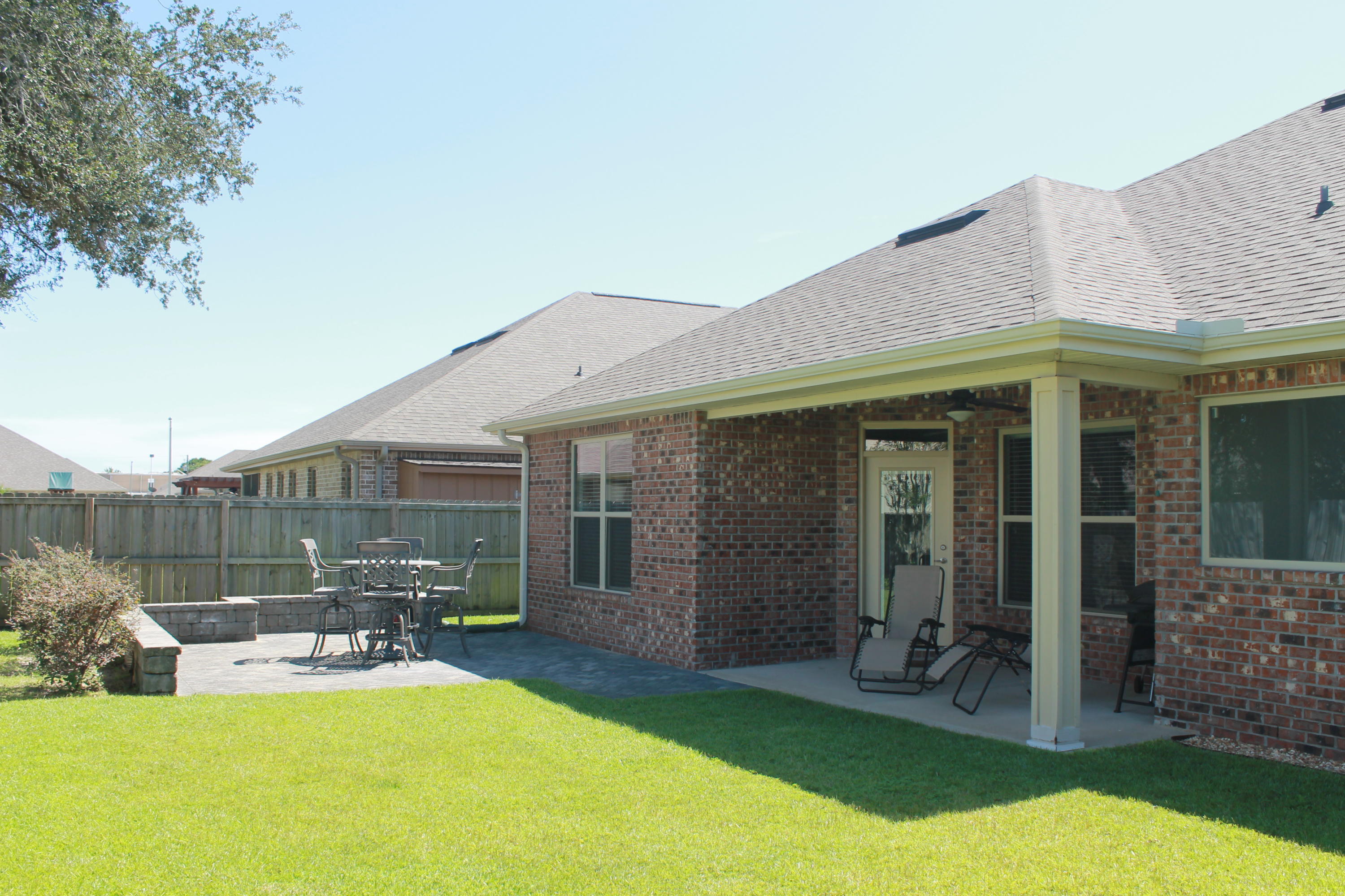 MAJESTIC OAKS - Residential Lease