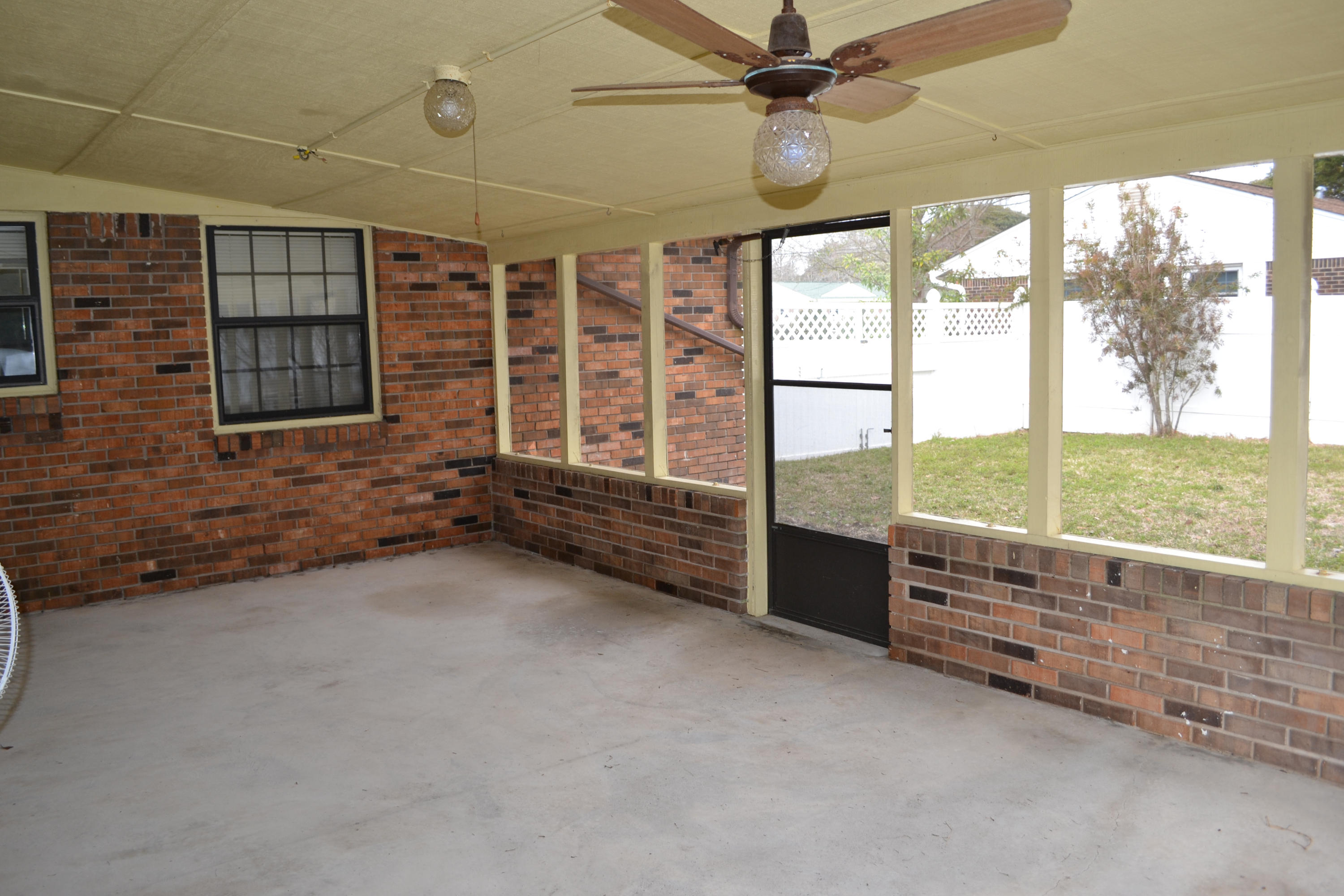 Municipal Subdivision - Residential Lease