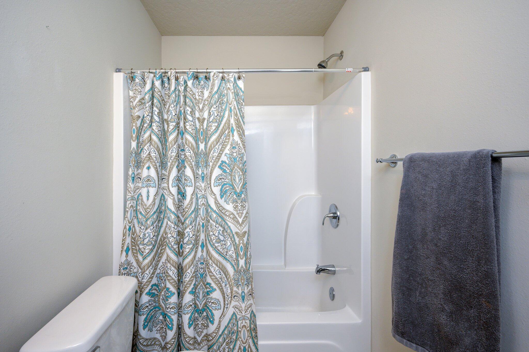 CHANAN ESTATES 1ST ADDN - Residential