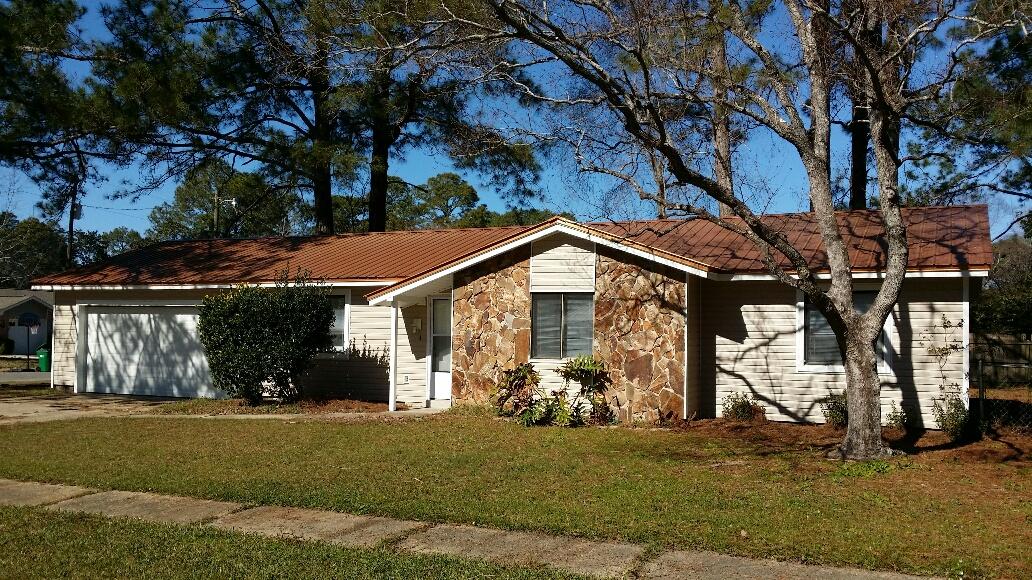 PINE MEADOWS - Residential Lease