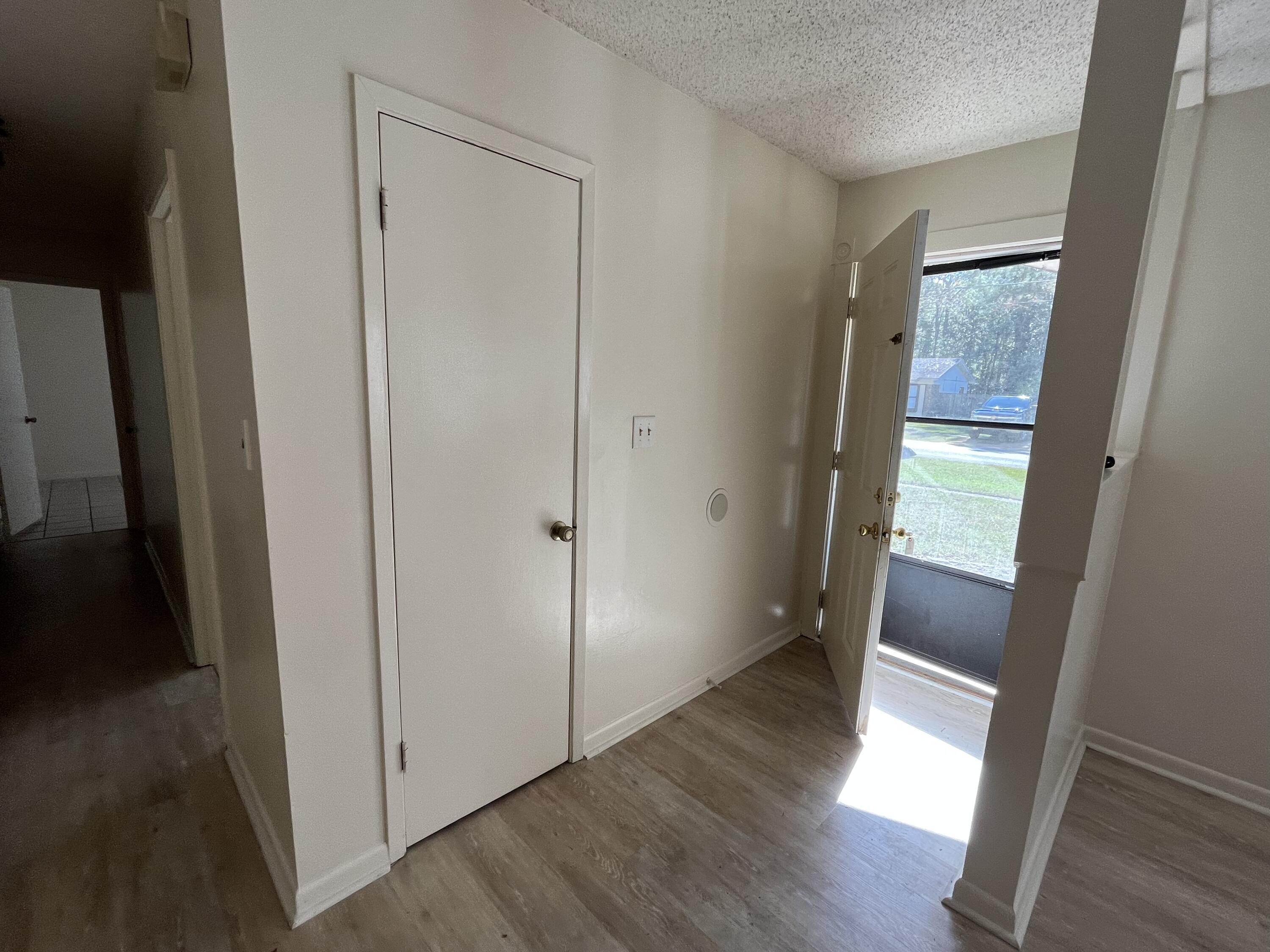 PINE MEADOWS - Residential Lease