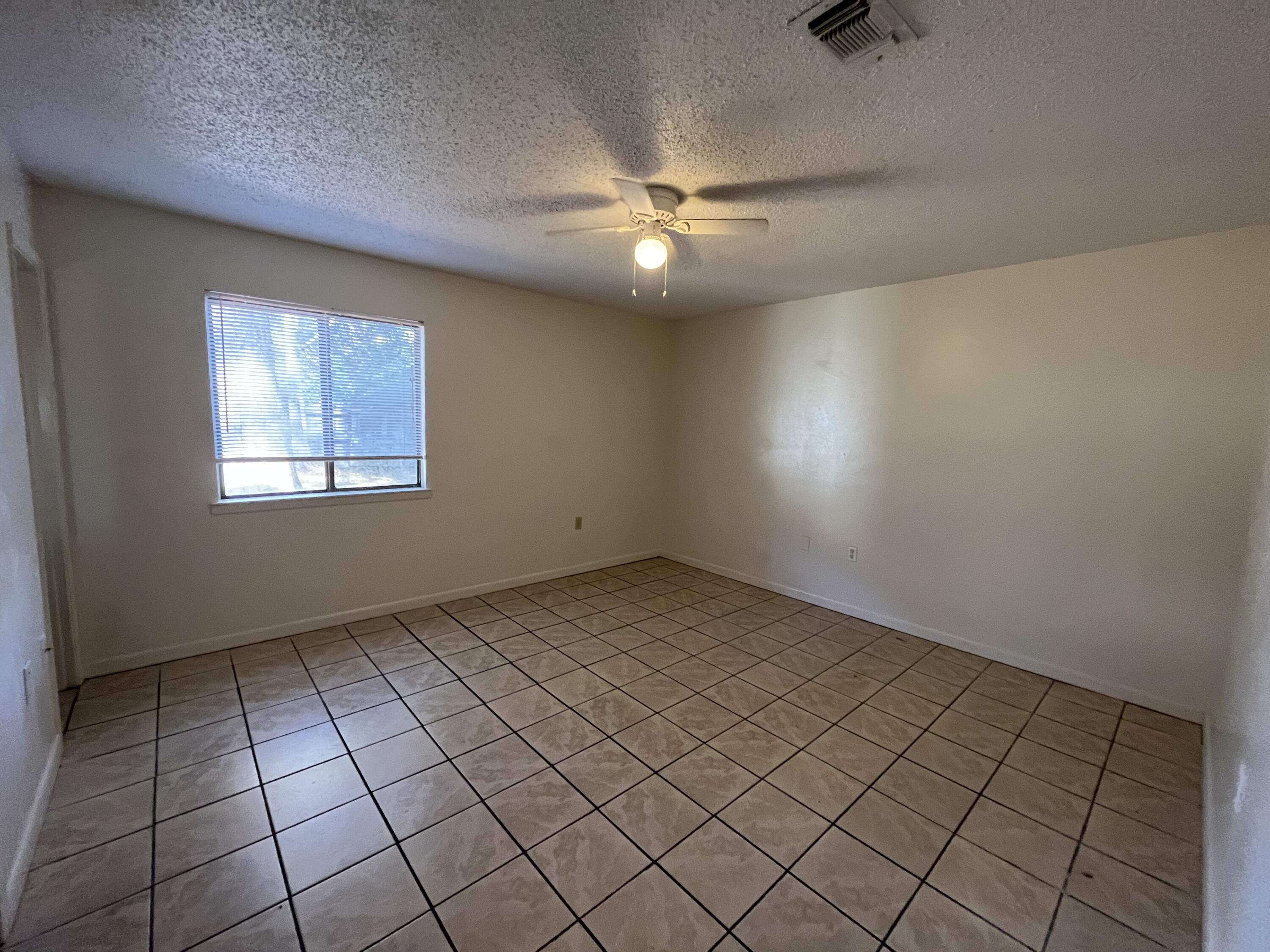 PINE MEADOWS - Residential Lease