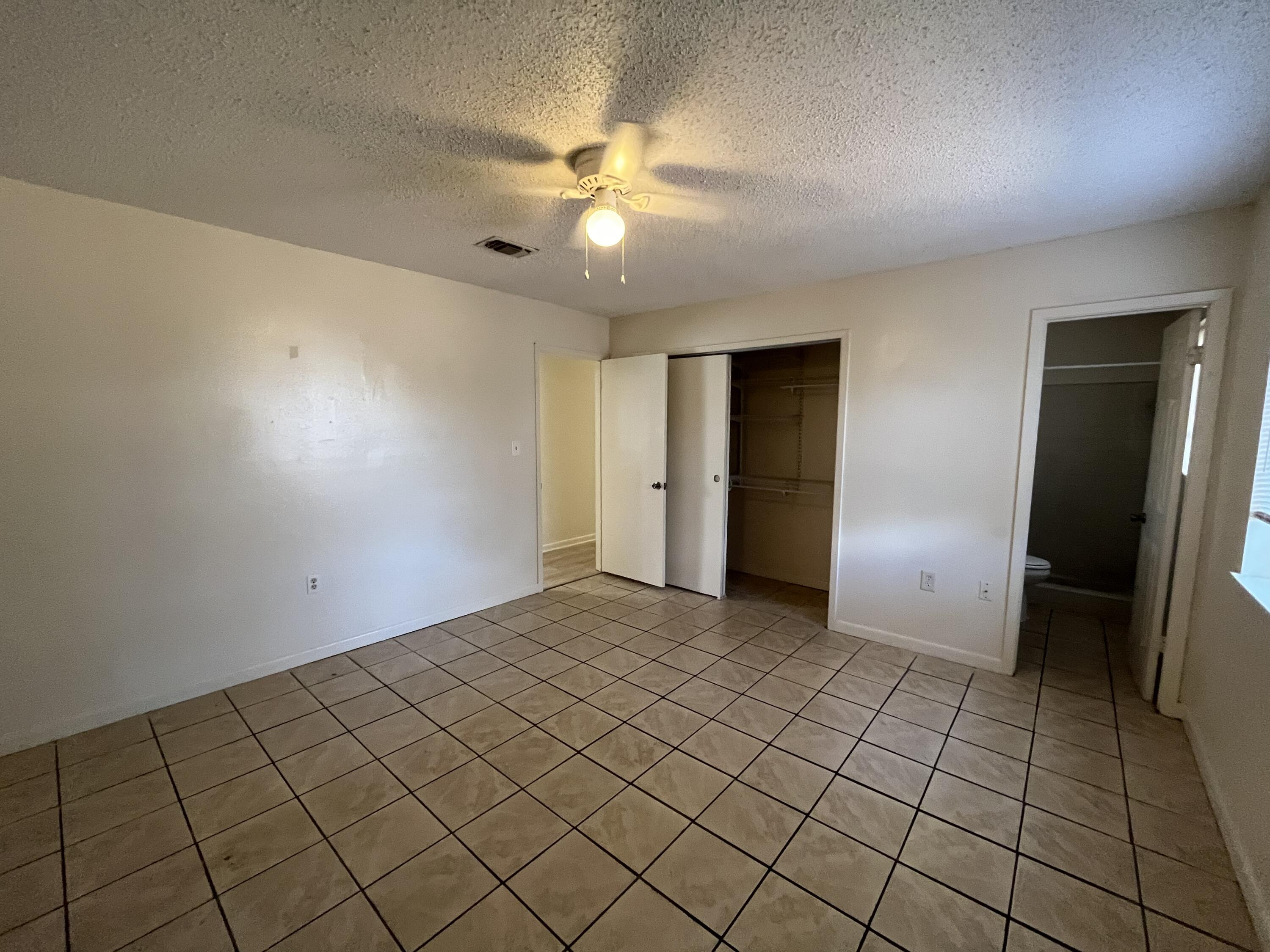 PINE MEADOWS - Residential Lease
