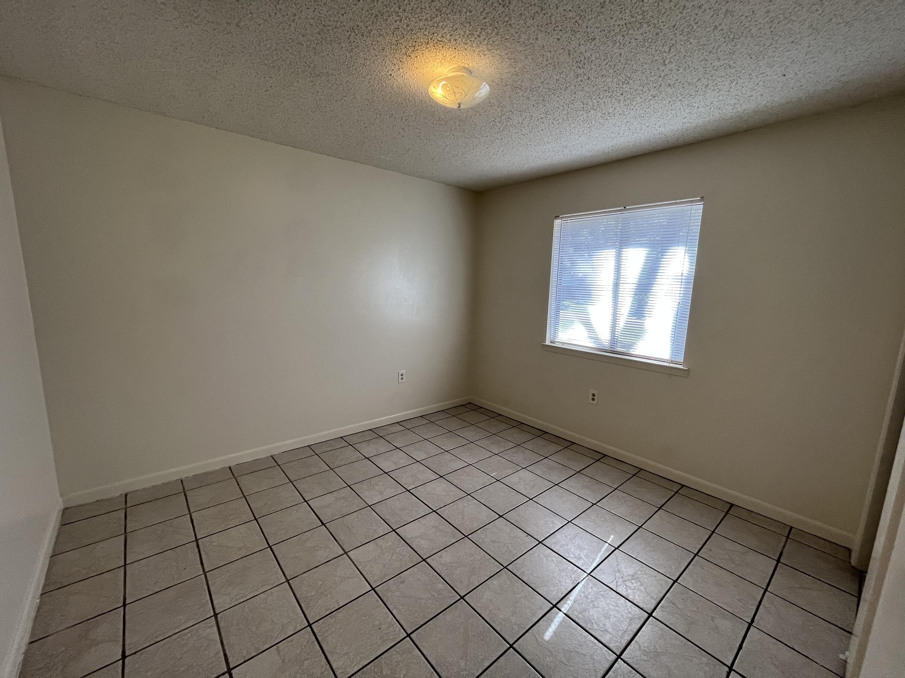 PINE MEADOWS - Residential Lease