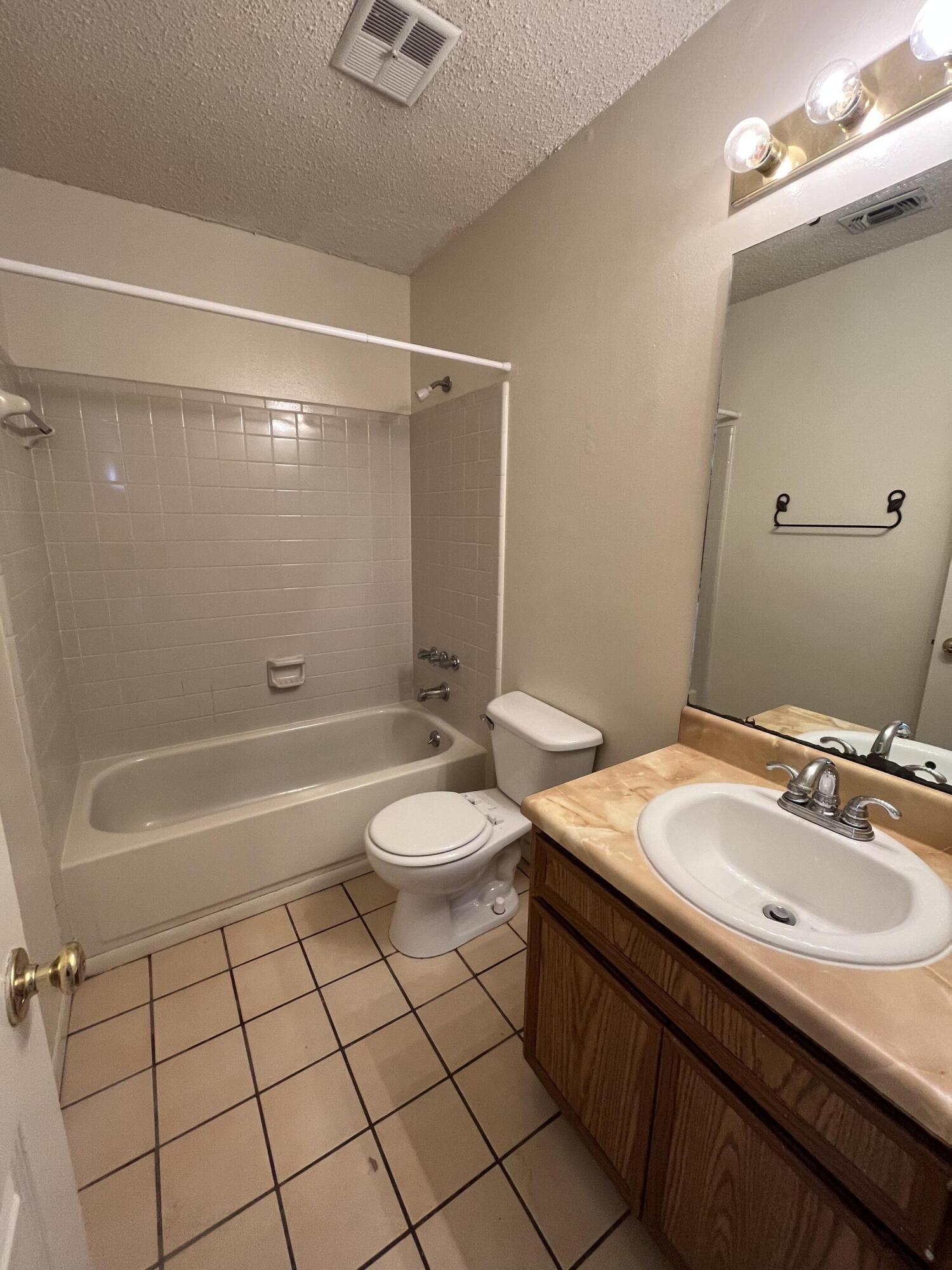 PINE MEADOWS - Residential Lease