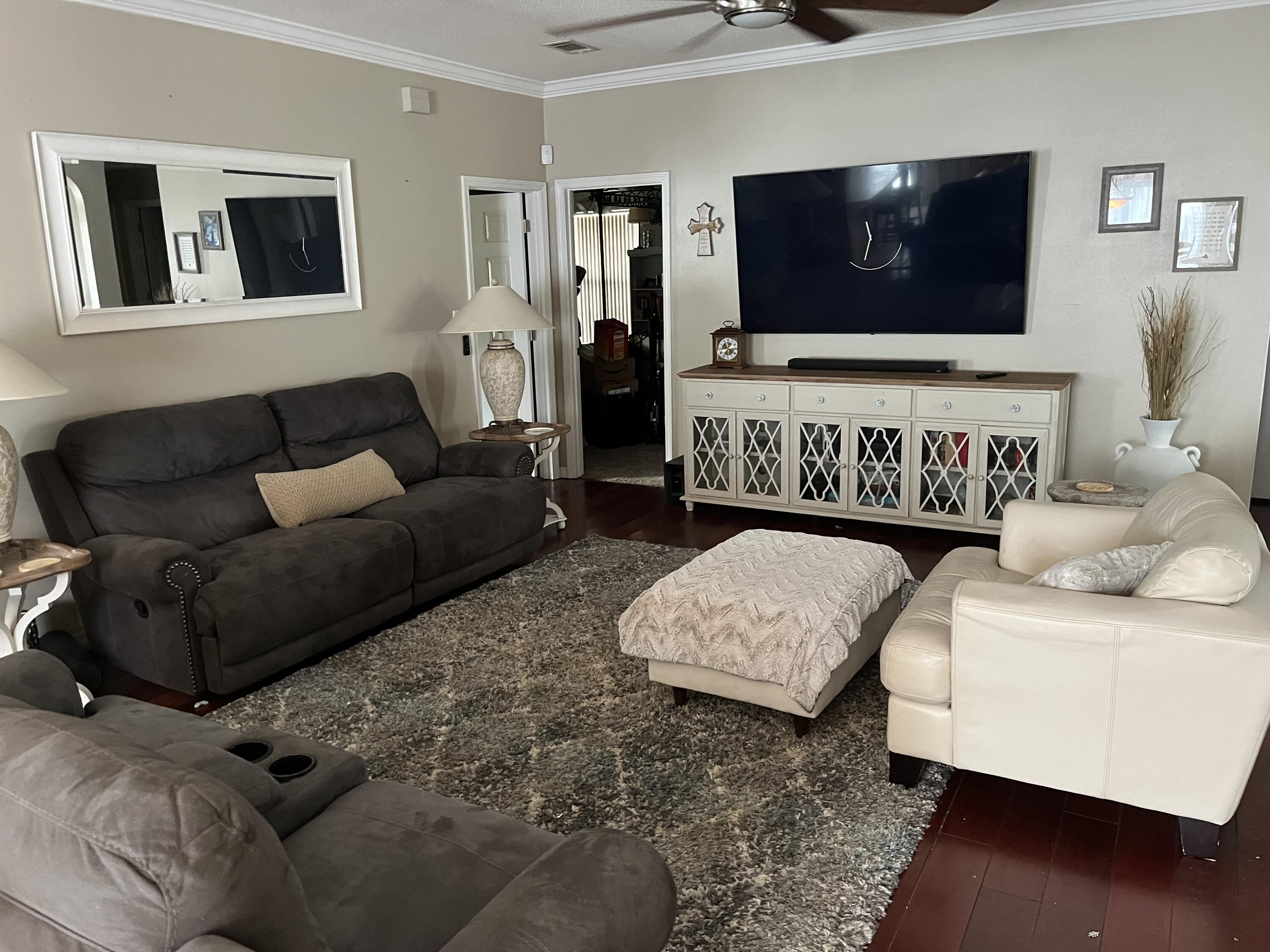 CREEKSIDE - Residential Lease