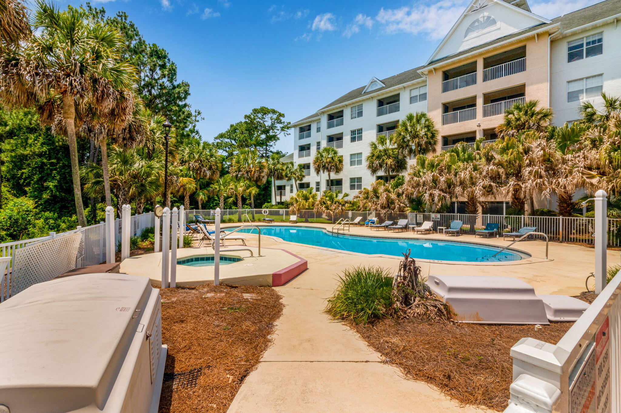 FLORIDA CLUB - Residential