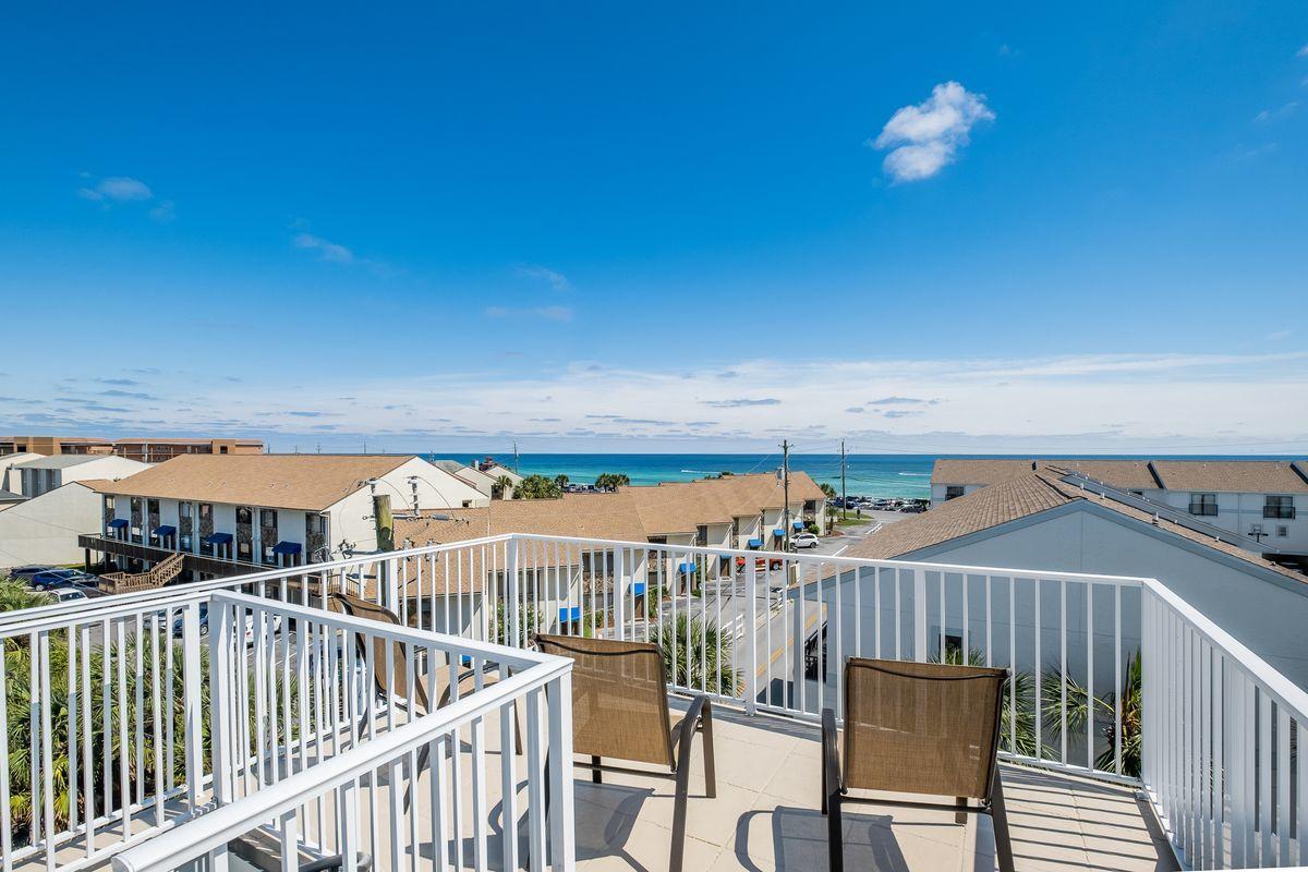 MIRAMAR BEACH - Residential