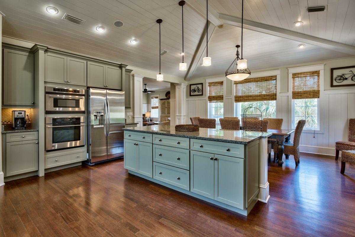 MIRAMAR BEACH - Residential