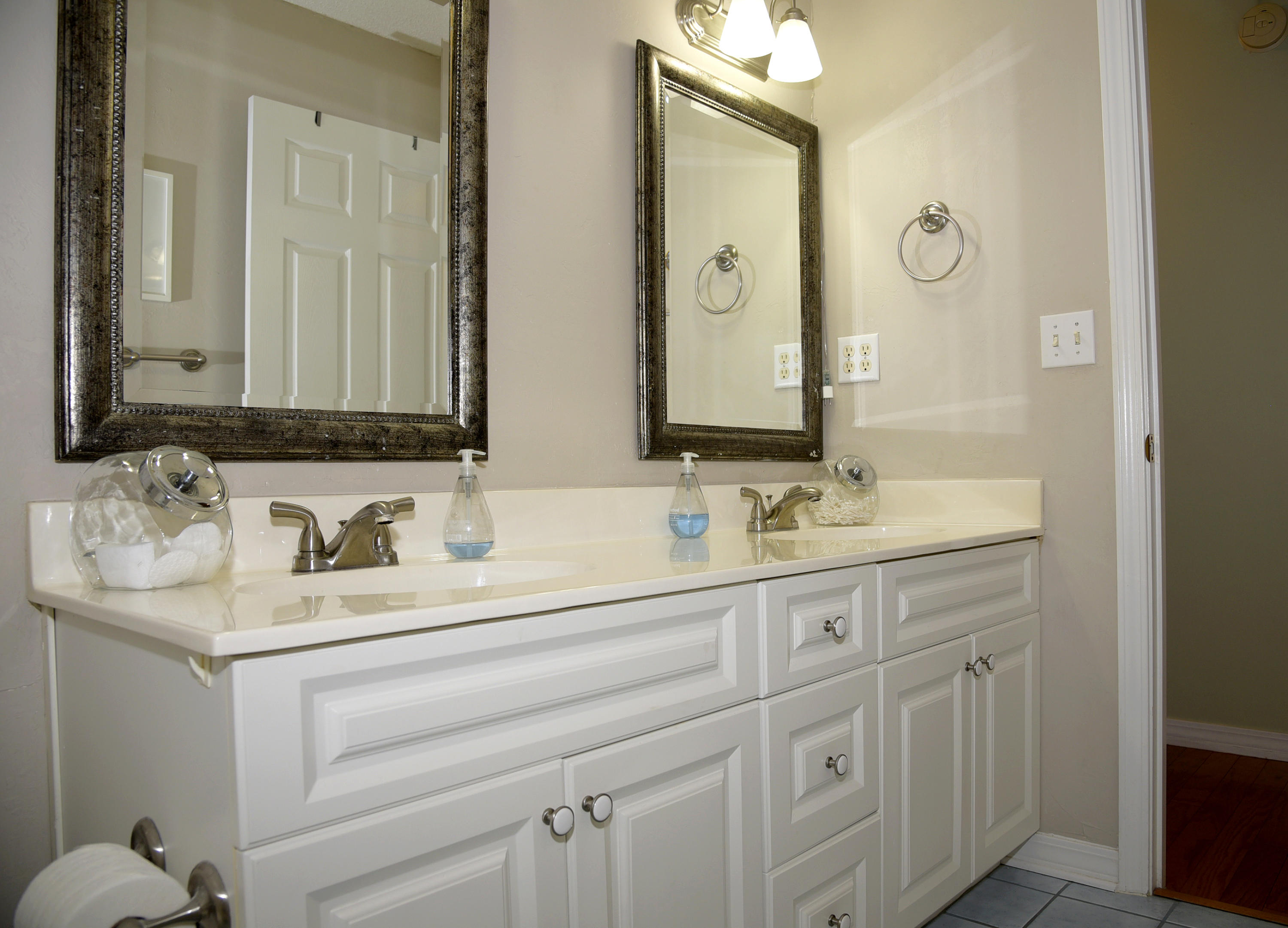 PARKWOOD ESTATES PH 5 - Residential