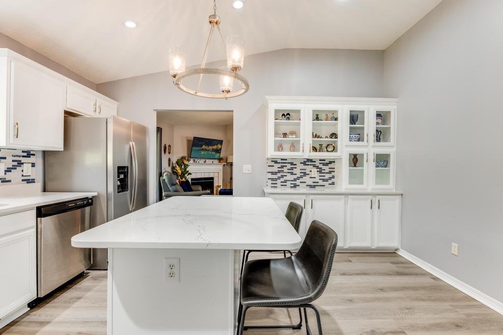 NORTHVIEW ESTATES 7TH ADDN - Residential Lease