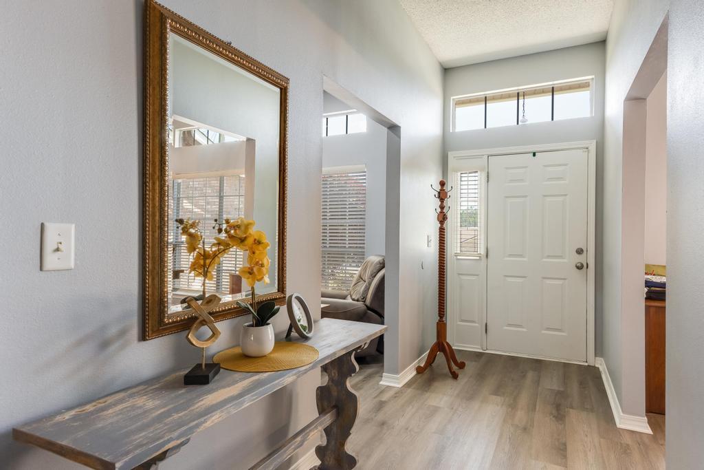 NORTHVIEW ESTATES 7TH ADDN - Residential Lease