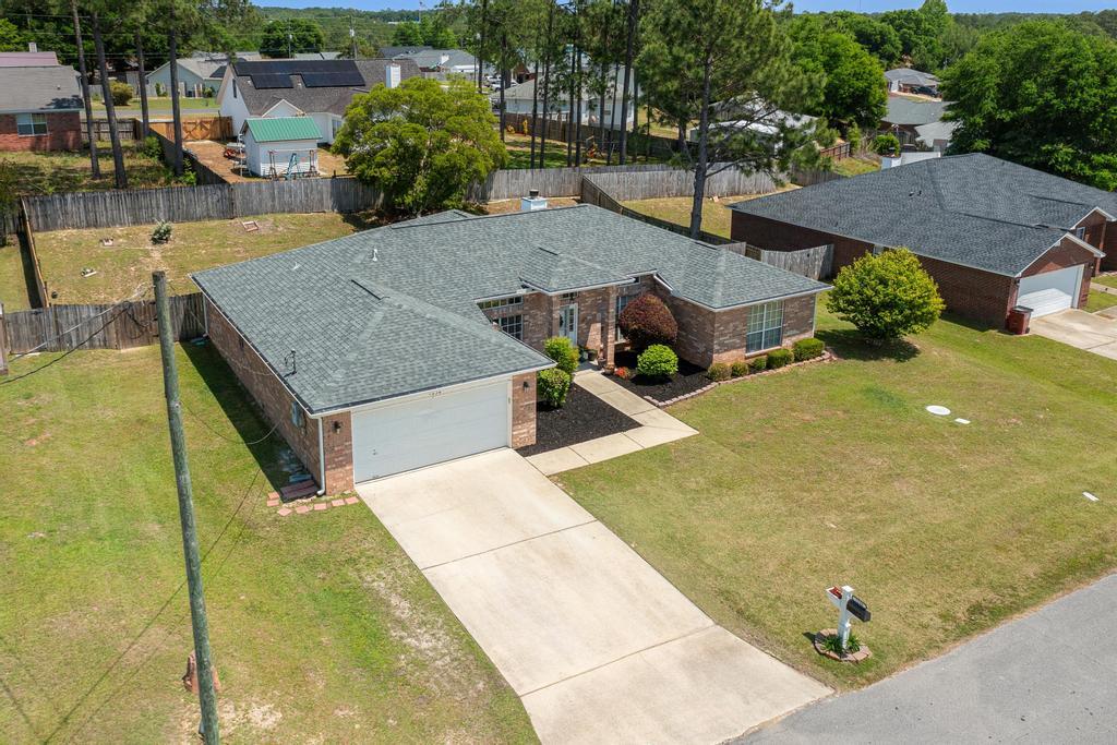 NORTHVIEW ESTATES 7TH ADDN - Residential Lease