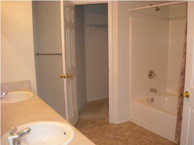 REDSTONE ESTATES - Residential Lease
