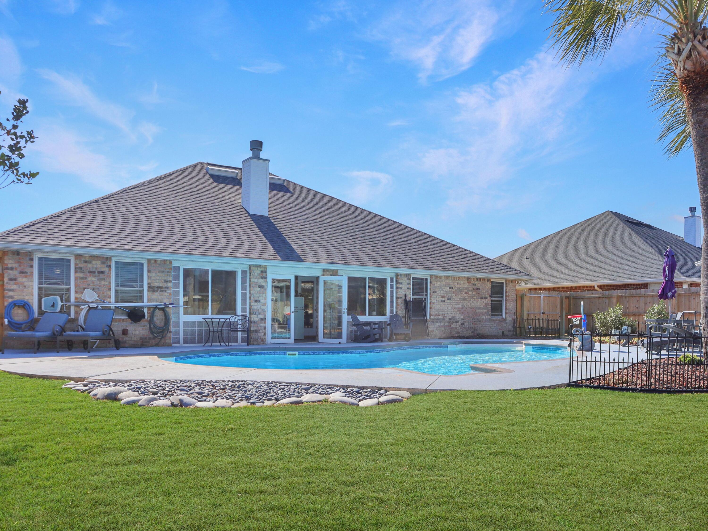 Bentley Oaks - Residential