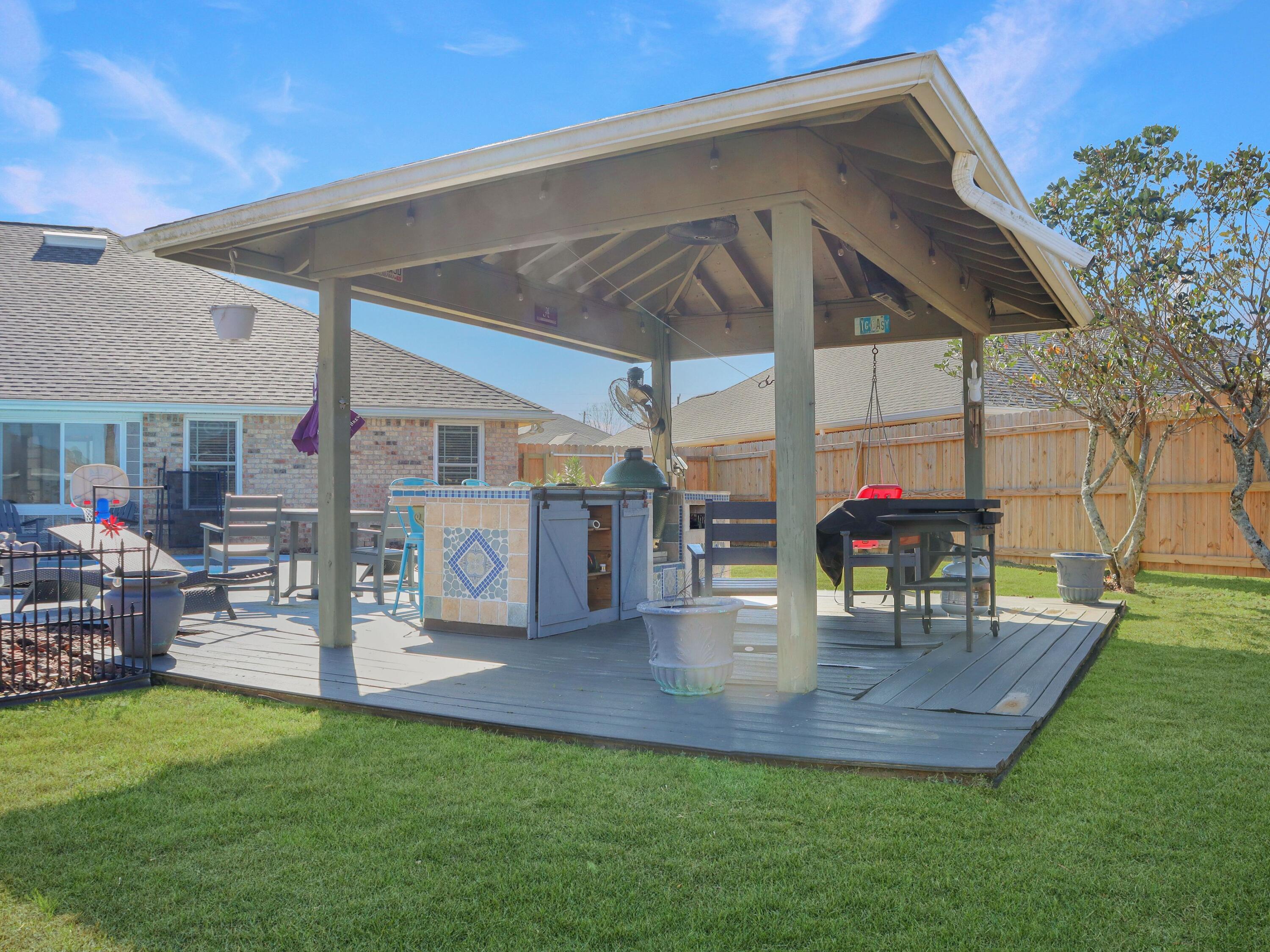 Bentley Oaks - Residential