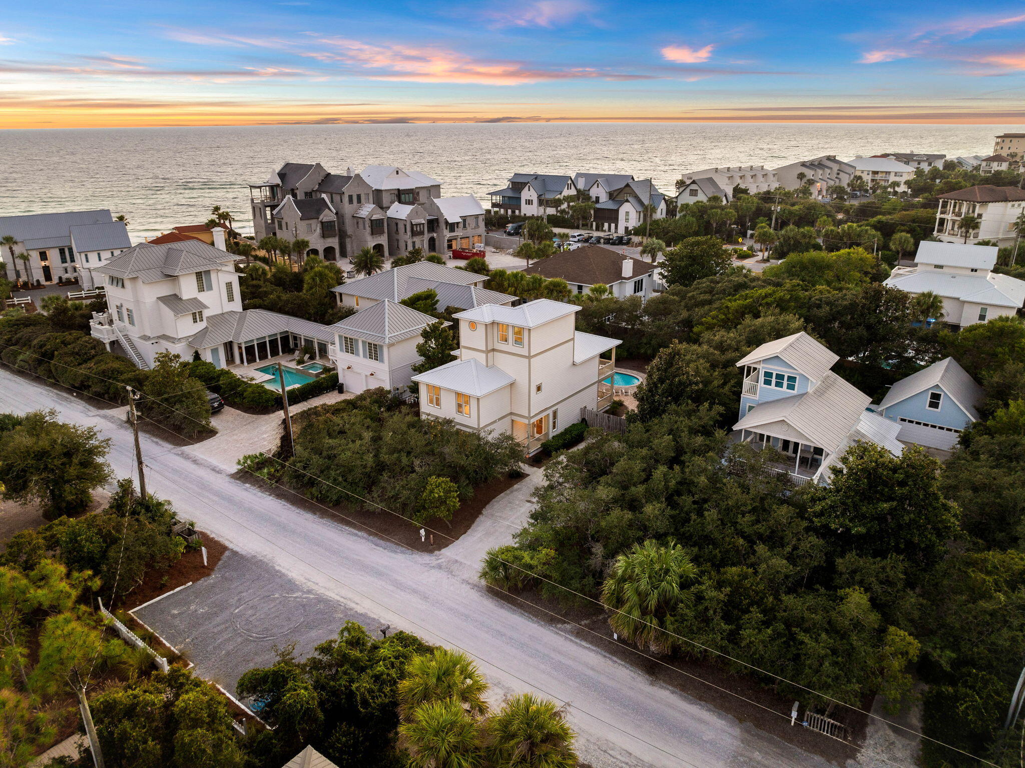 BLUE MOUNTAIN BEACH - Residential
