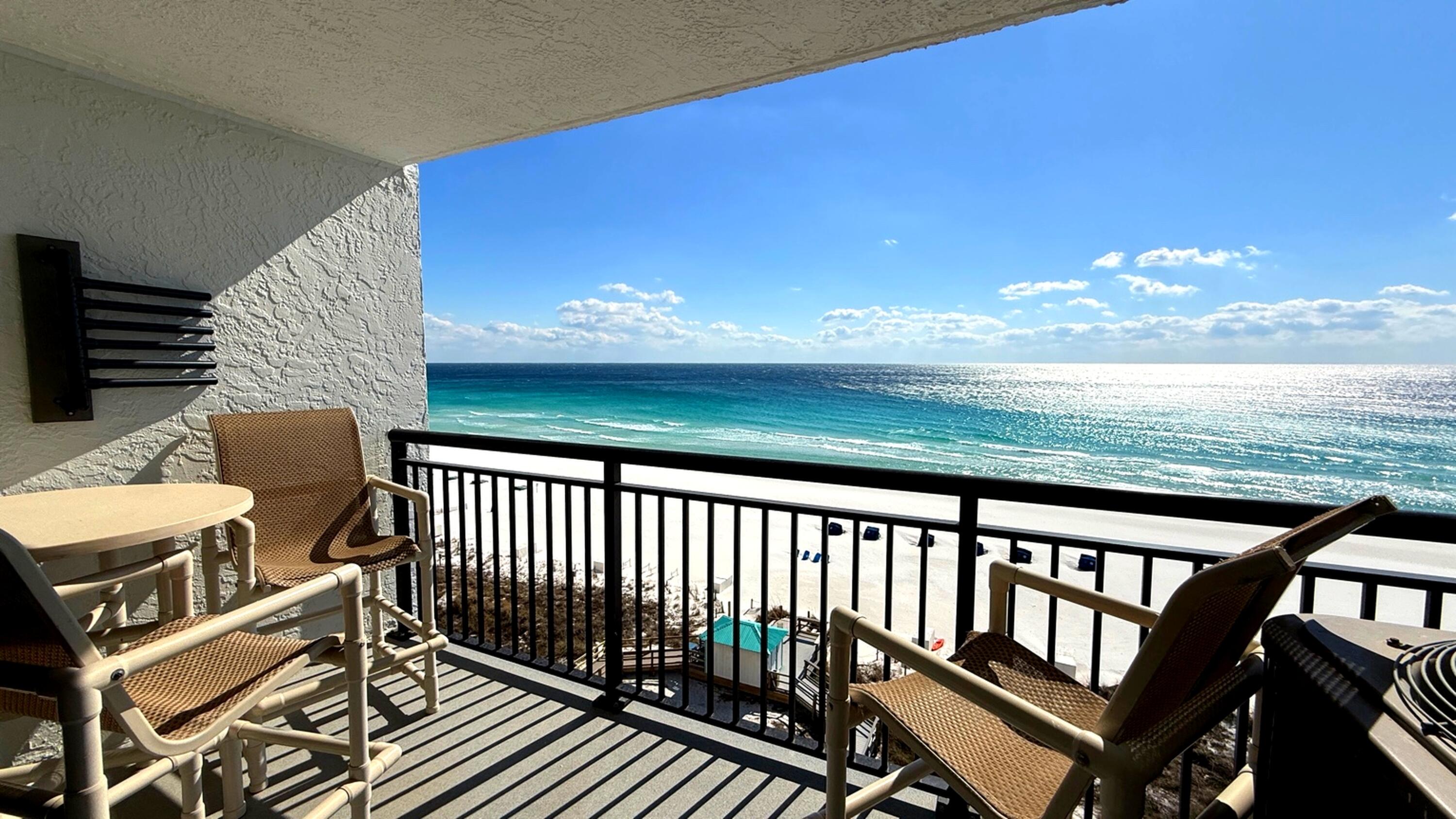 811 SunDestin - Located in the heart of Destin, this 1-bedroom,1.5-bath plus built-in-wall twin bunks in the hallway is ready to rent. The unit is on the most sought-after 8th floor level in the building & provides beautiful views of the Gulf of America. This well-maintained condo is sold fully furnished and has a proven rental history. Notable features include tiled flooring throughout, coastal décor, Corian kitchen countertops, stainless-steel appliances, a jetted tub/shower combo with a glass shower door, and new balcony doors. Sundestin has a reputation for being a popular vacation property and is known for its guests' loyalty. Premium amenities include two pools & a hot tub, a steam room, sauna, fitness room, shuffleboard court, gift shop, restaurant, & executive conference center. Conveniently located & staffed lobby check-in desk. As part of the Sundestin Renovation & Enhancement Project, some amenities are currently under construction, including the indoor pool.

The special assessments for this unit have been paid in full. The HOA dues include water, sewer, Internet, cable, and ELECTRICITY! 

Pre-renovation construction income: 2021-$46,803, 2022-$42,472, 2023-$45,867. During-renovations Income: 2024-$33,265, 2025-$17,538. 
Now is an excellent time to purchase! When renovations are complete, Sundestin should be reborn to its original splendor.