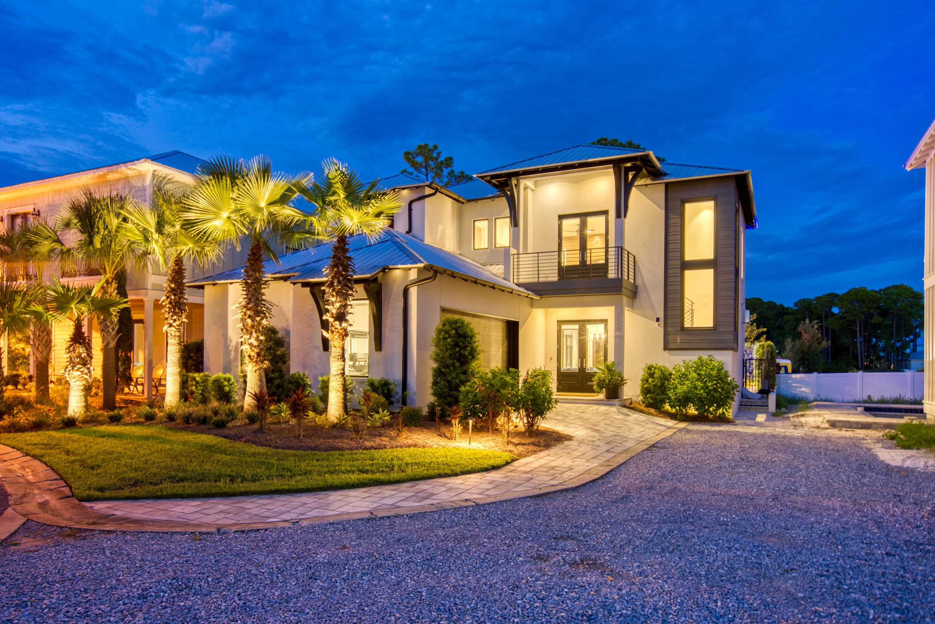 EMERALD WATERS VILLAGE - Residential