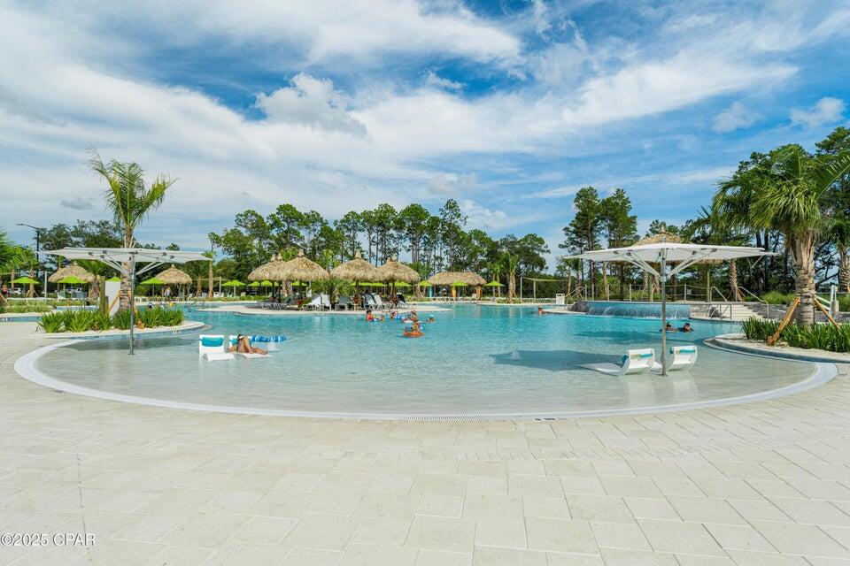 Latitude at Watersound
Latitude Margaritaville Watersound - Residential